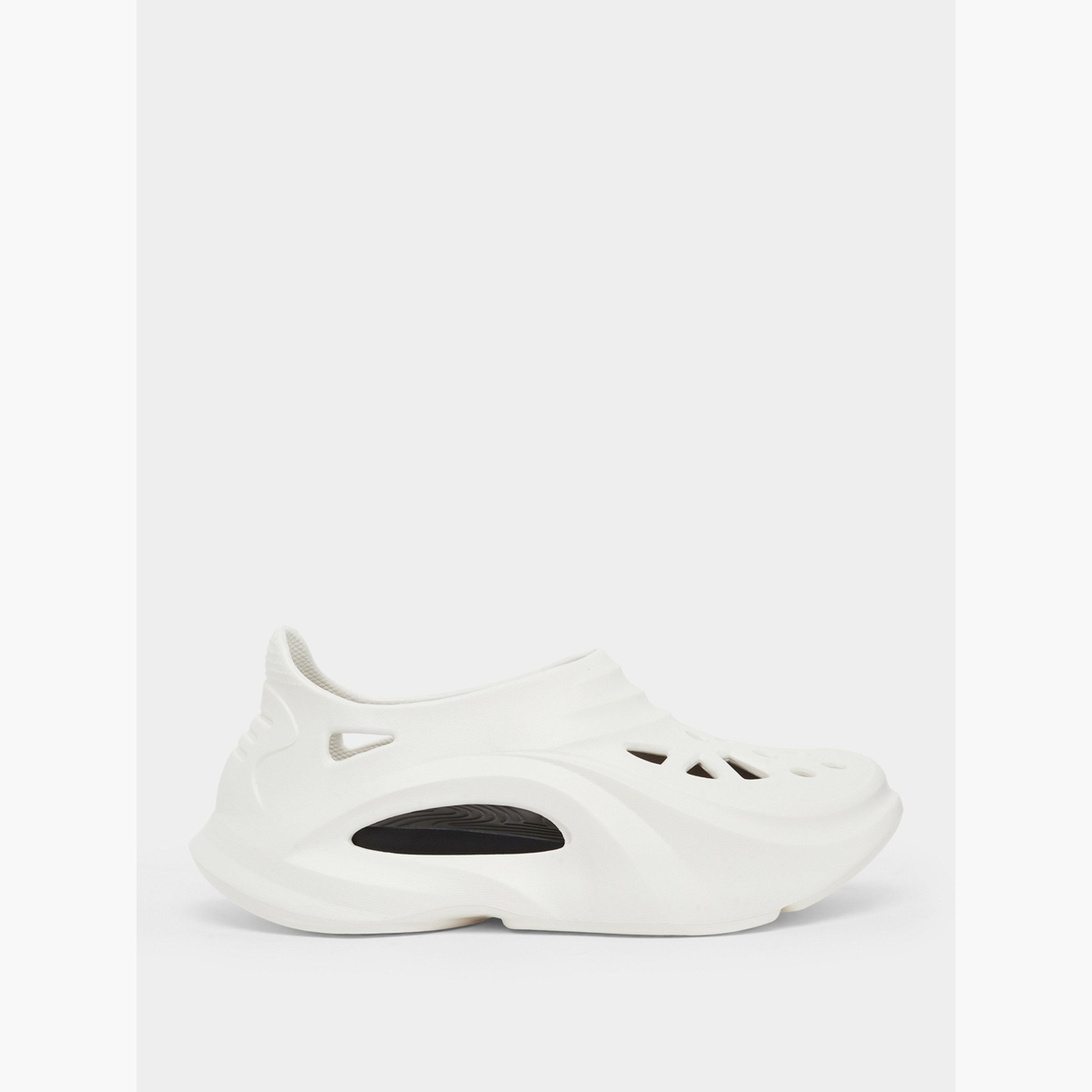 Styli Plain Slip-On Cut Out Clogs-men-shoes-sandals-image-2