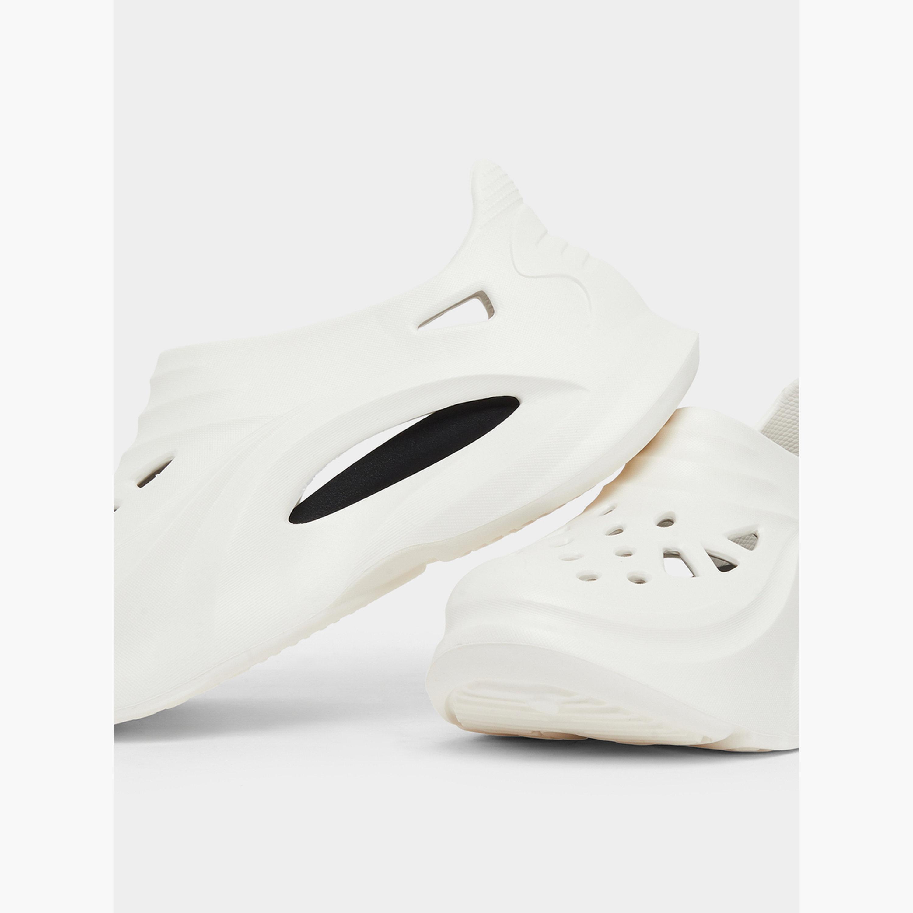 Styli Plain Slip-On Cut Out Clogs-men-shoes-sandals-image-4