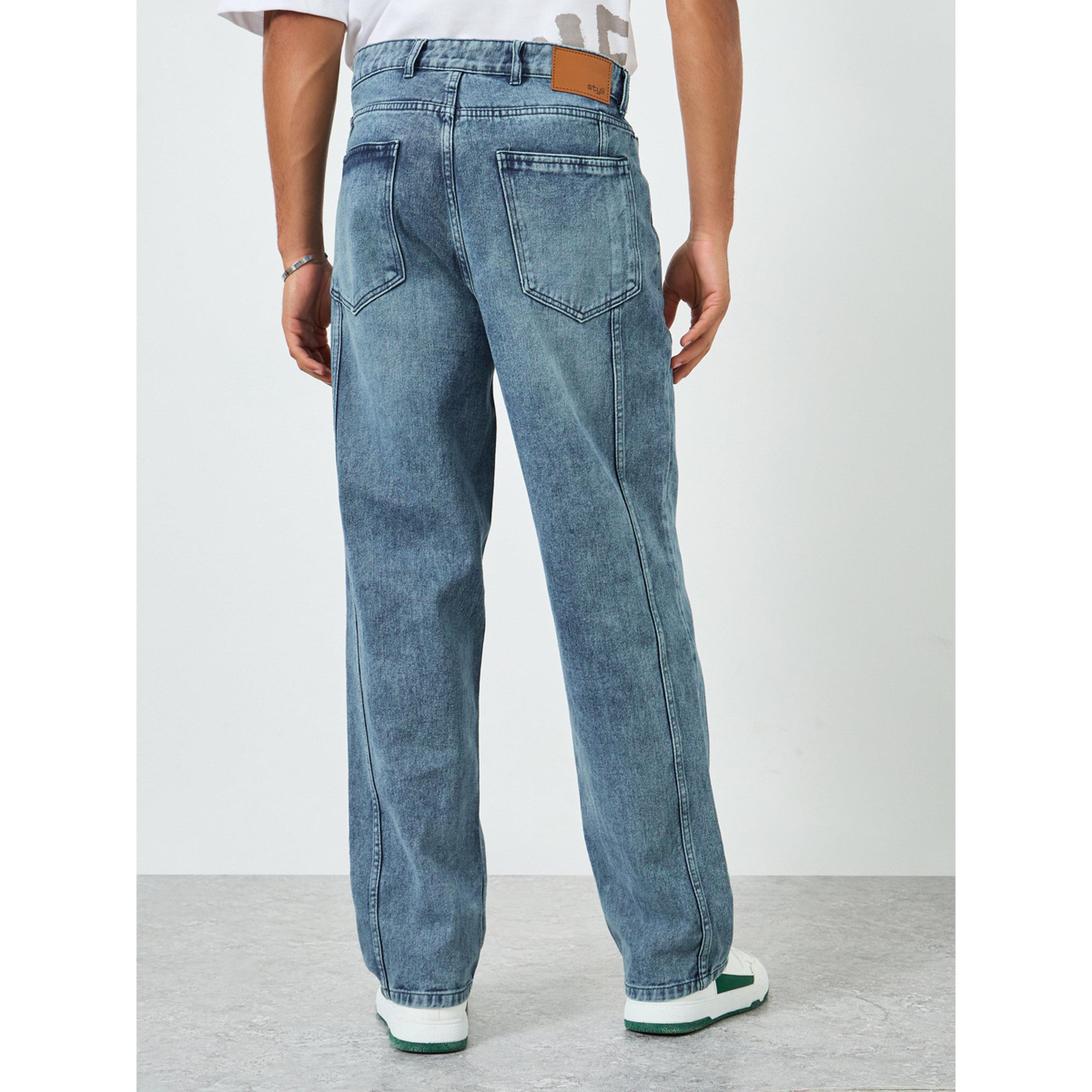 جينز بقصة سائبة وتفاصيل باهتة-men-clothing-bottoms-jeans-image-4