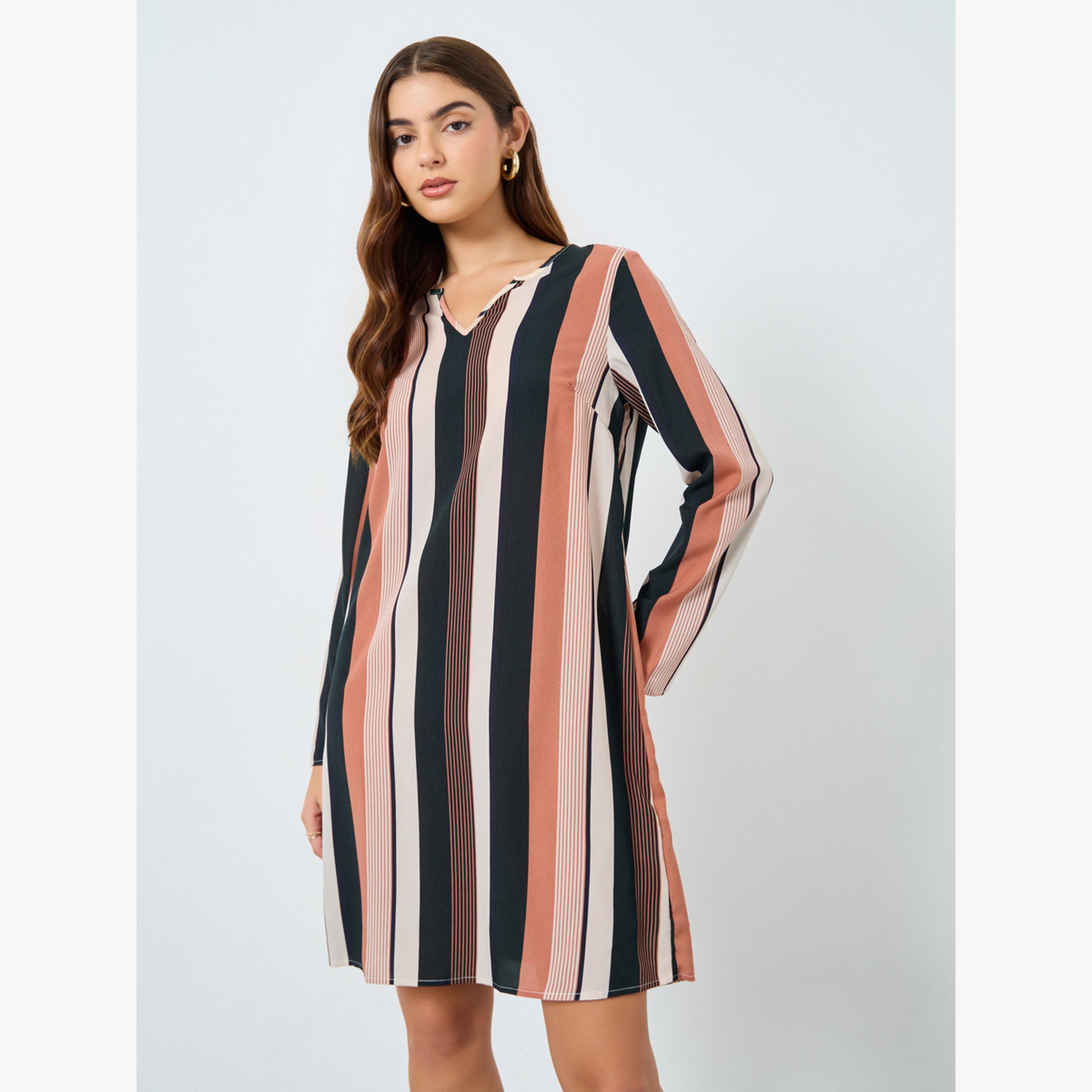 فستان قصير بأكمام طويلة بطبعة مخططة عريضة-women-clothing-dresses-image-1