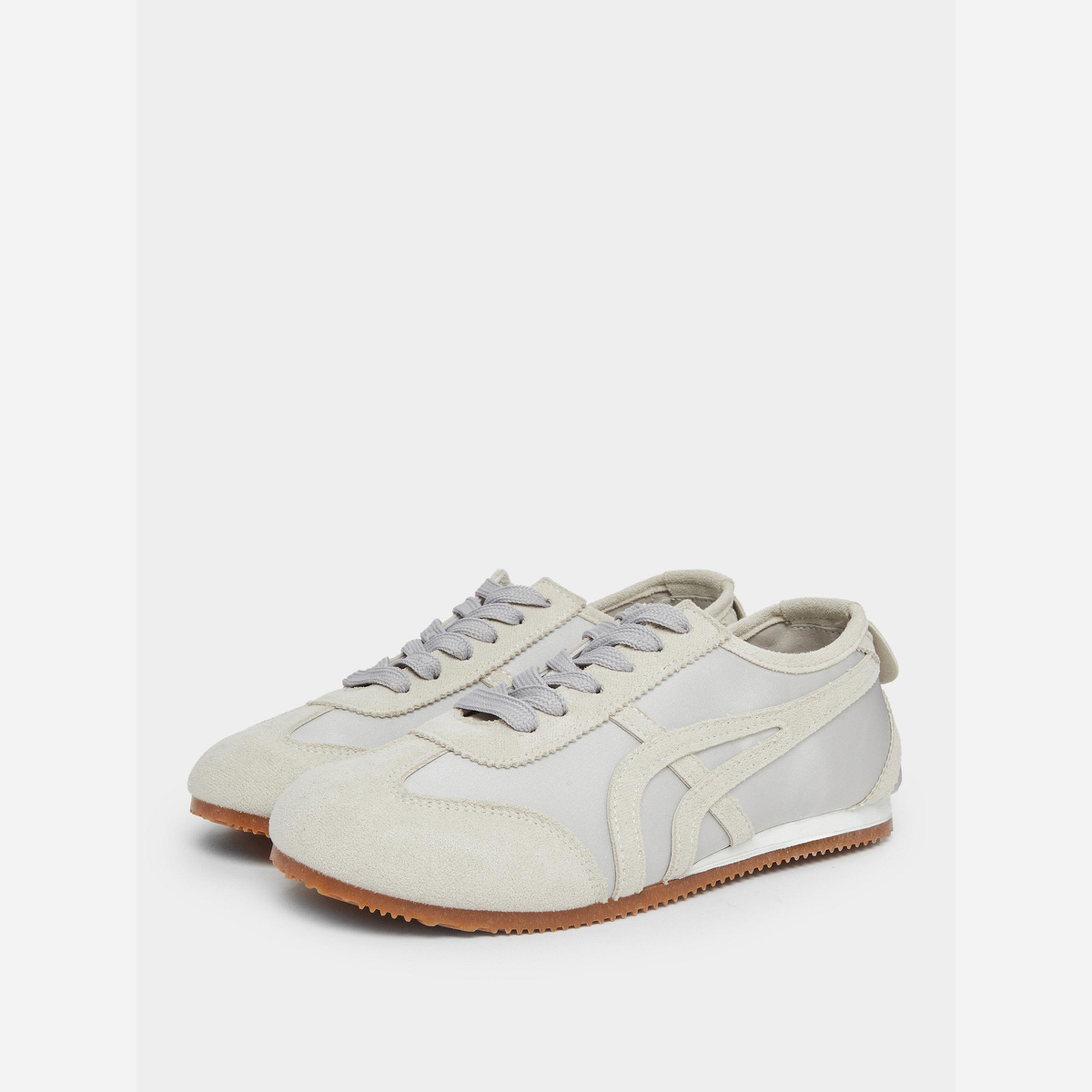 ستايلي - أحذية رياضية للنساء كلاسيكية رباط-women-shoes-sneakers-image-1