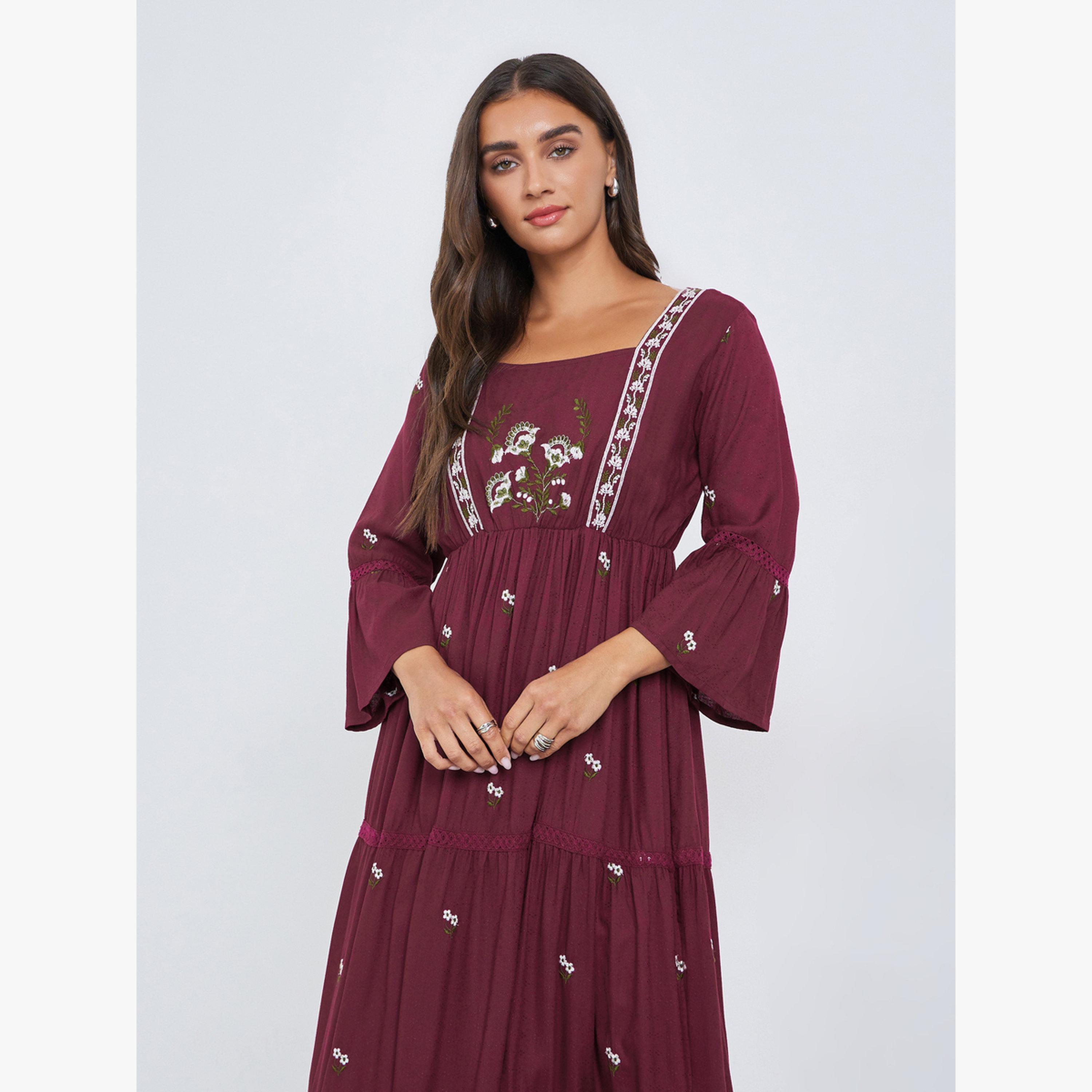 فستان طويل بطبقات ومطرز-women-clothing-dresses-image-3