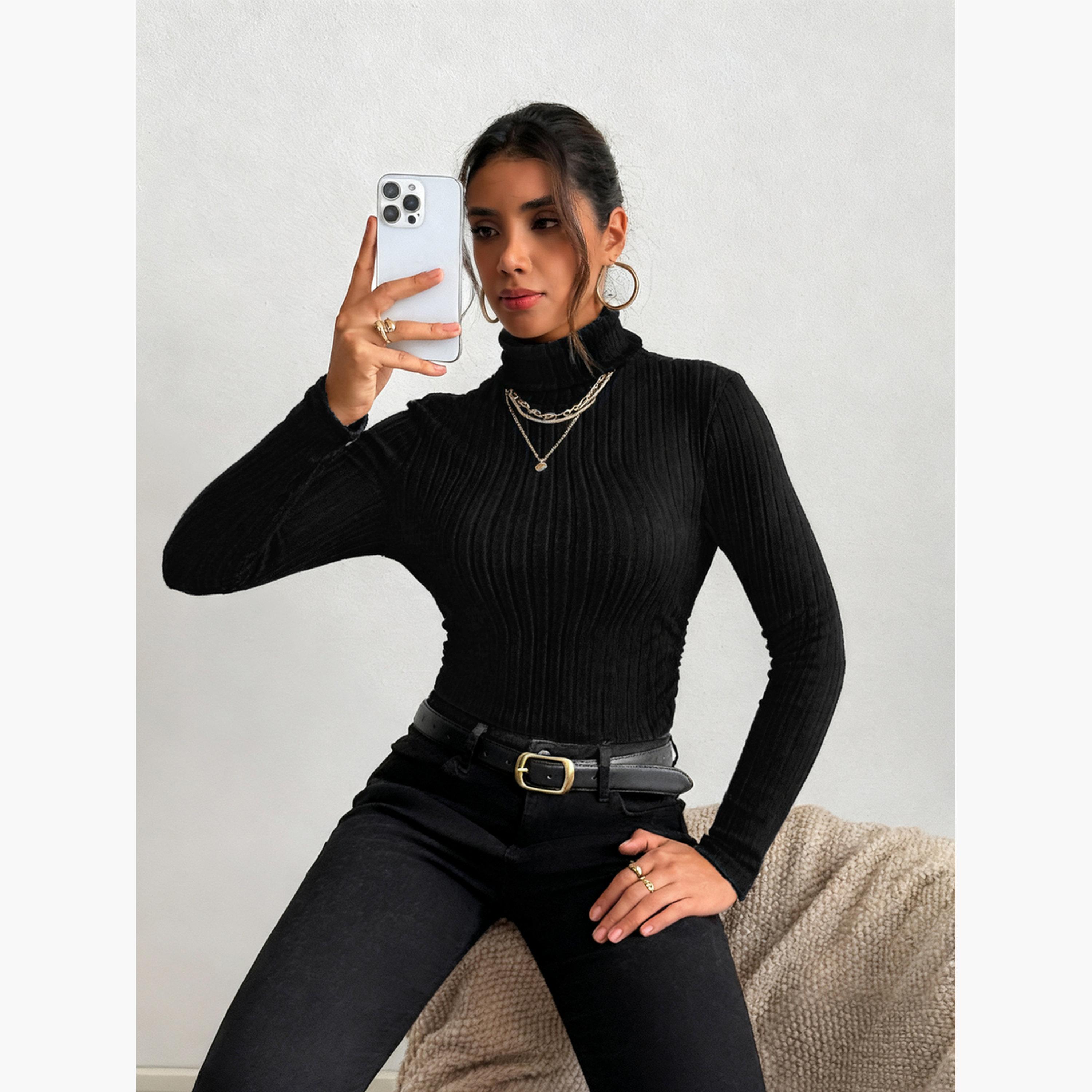 تيك تو - بلوزة نسائية سوداء مضلعة بياقة مدورة-women-clothing-shirtsandblouses-blouses-image-2