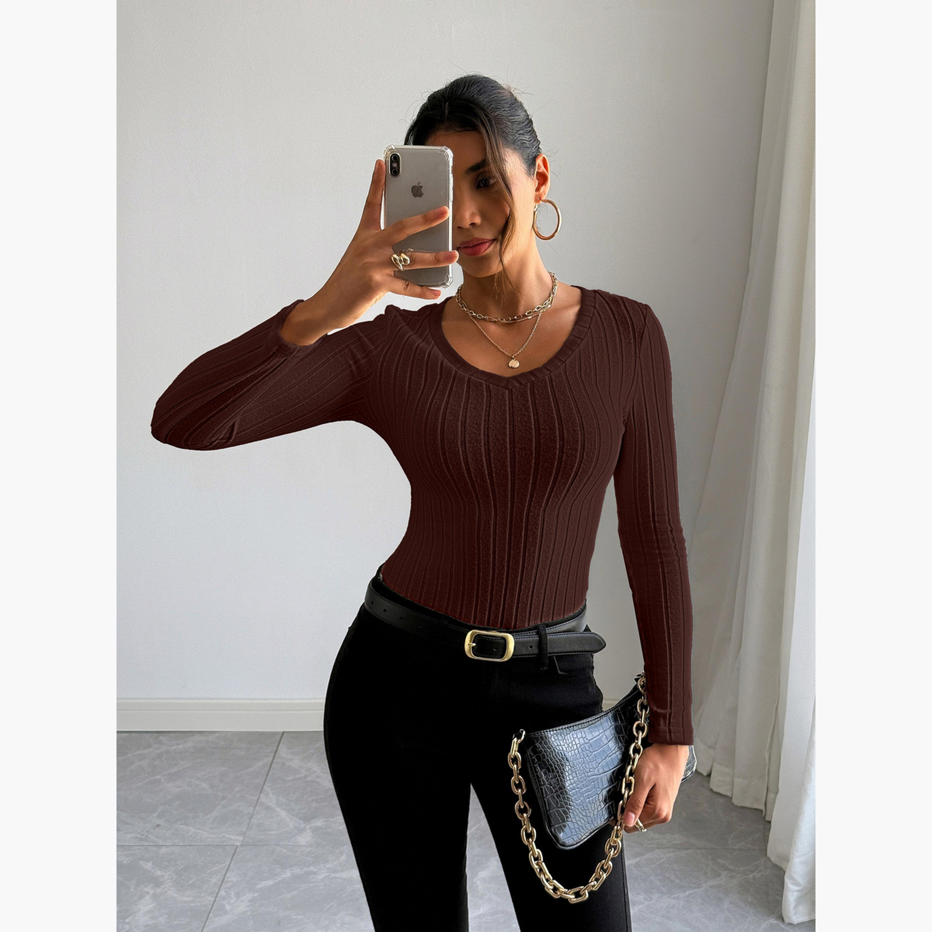 تيك تو - بلوزة نسائية محبوكة بأكمام طويلة لون بني-women-clothing-shirtsandblouses-blouses-image-3