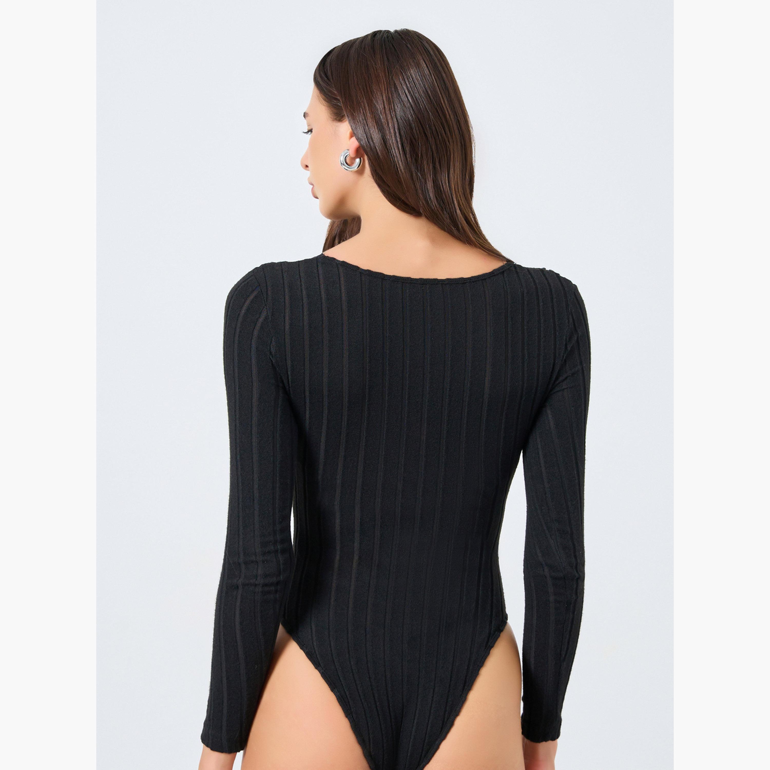 تيك تو - بلوزة بأكمام طويلة وحواف من الدانتيل الأسود-women-clothing-tshirts-image-5