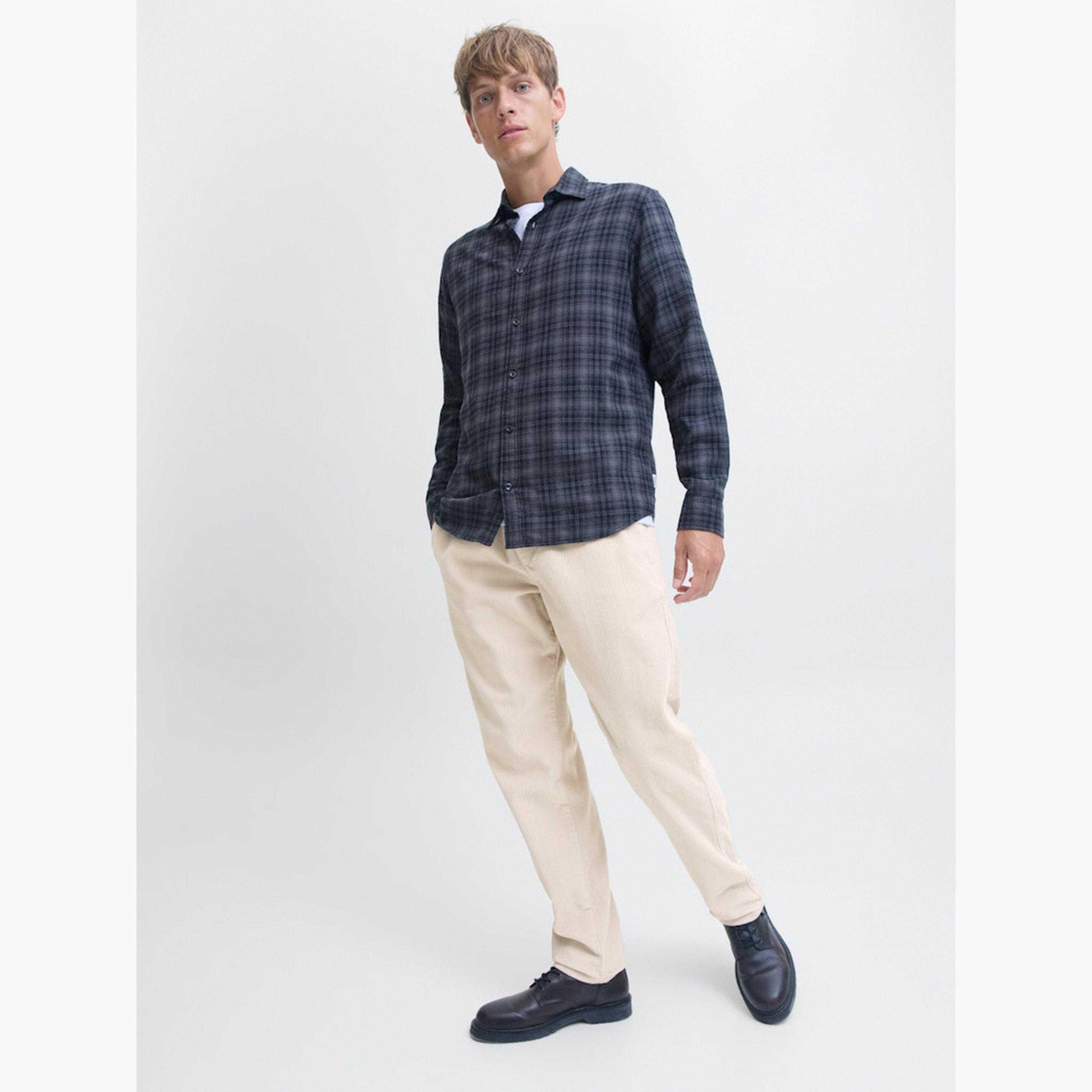 ريبيل - بنطال رياضي جريبكيني مريح من قماش مخملي-men-clothing-bottoms-joggers-image-2
