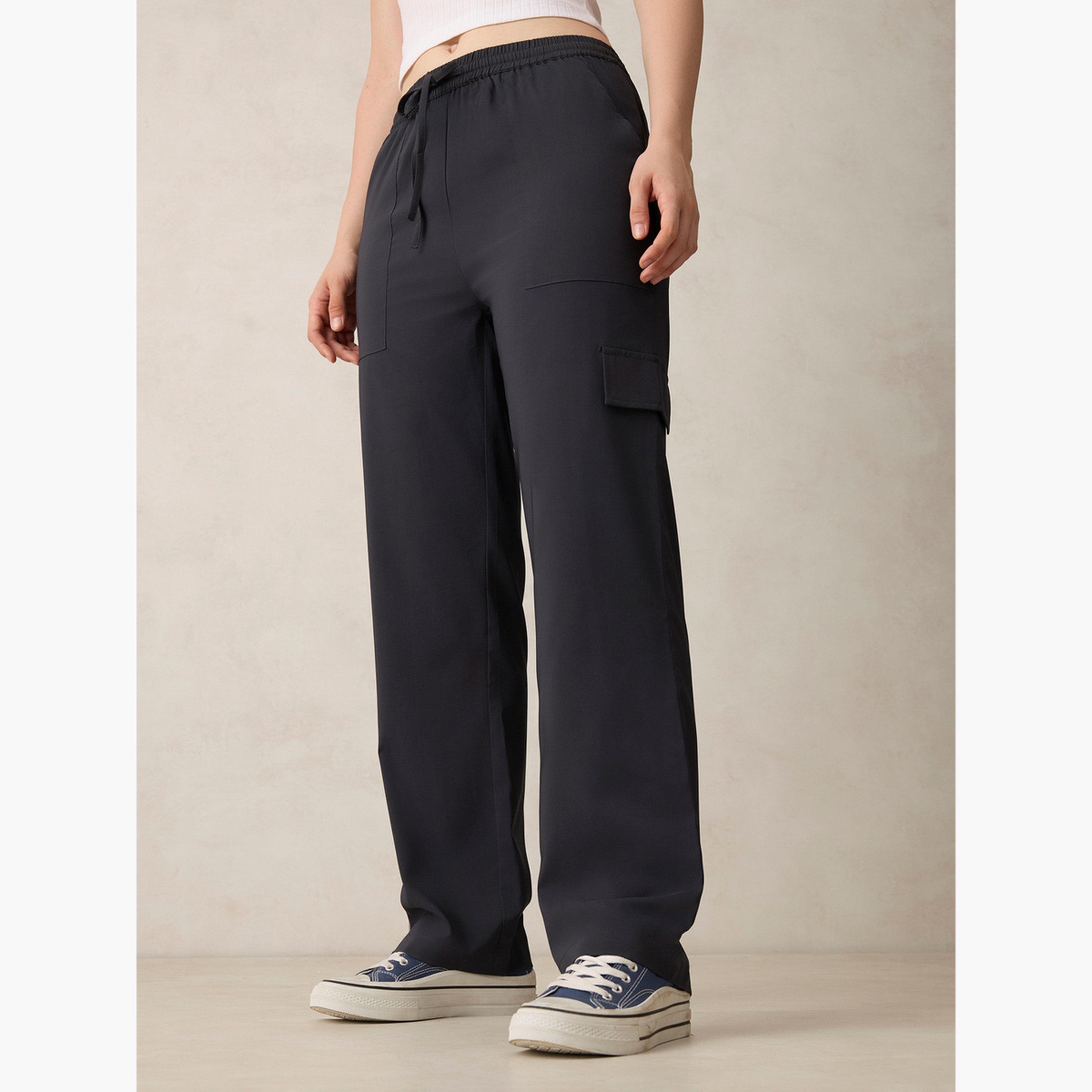 أوتزيدر × ستايلي - بنطال كارغو رمادي منمق-women-clothing-bottoms-trousers-image-5