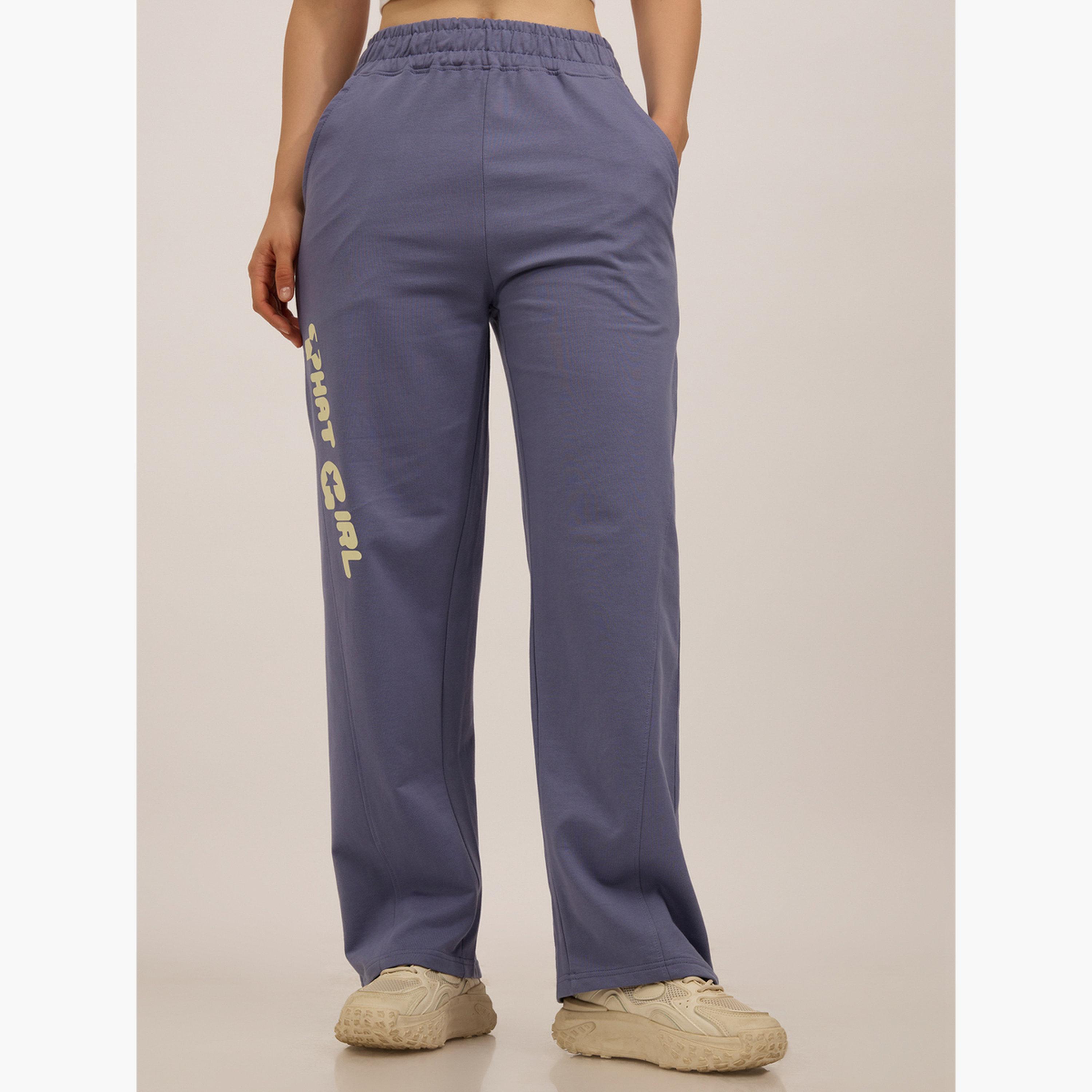 أوتزيدر × ستايلي - بنطال رياضي أزرق مطبوع ومقص وخياطة جانبية-women-clothing-bottoms-joggers-image-5