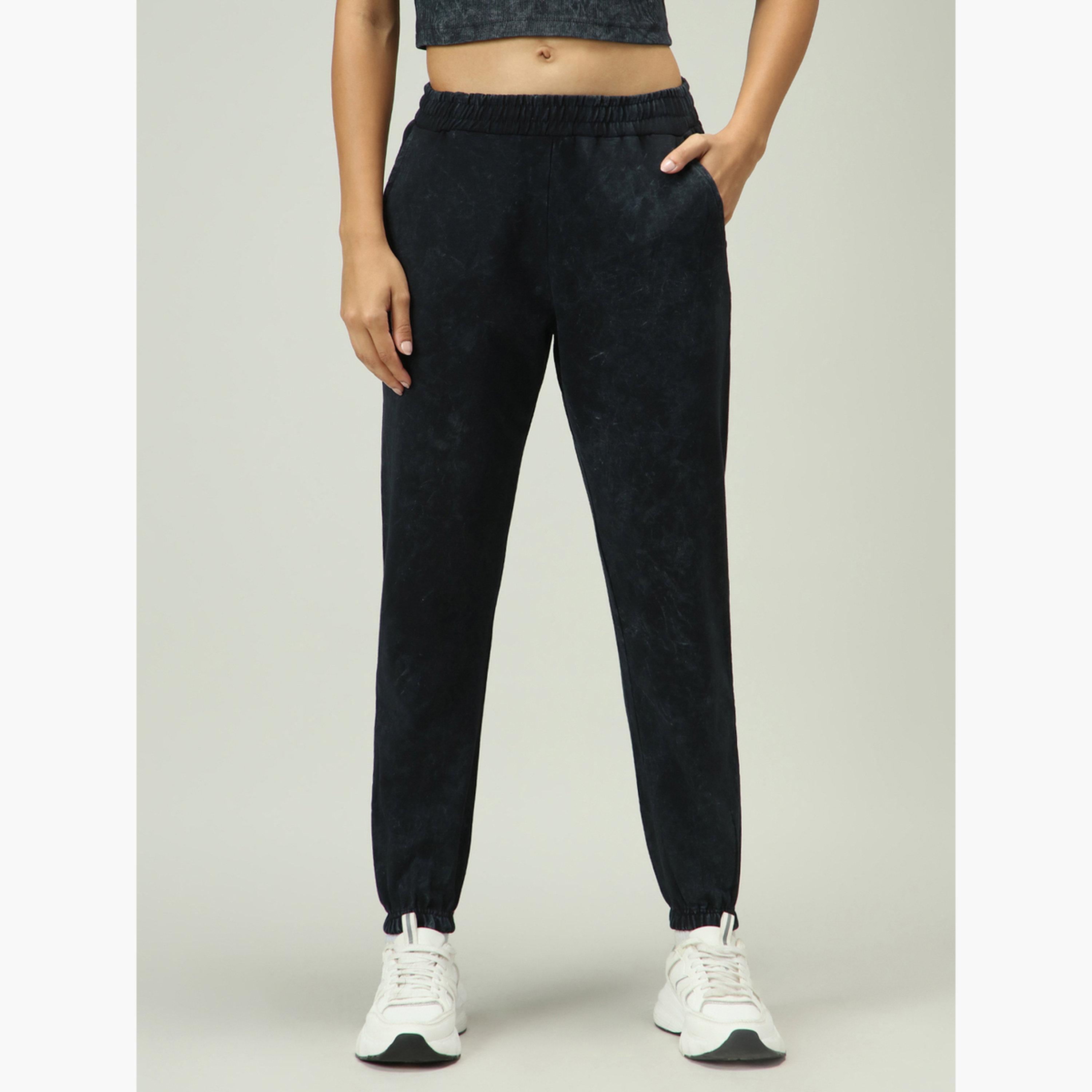 أوتزيدر × ستايلي - بنطال رياضي رمادي اللون مغسول بالأحماض-women-clothing-bottoms-joggers-image-1