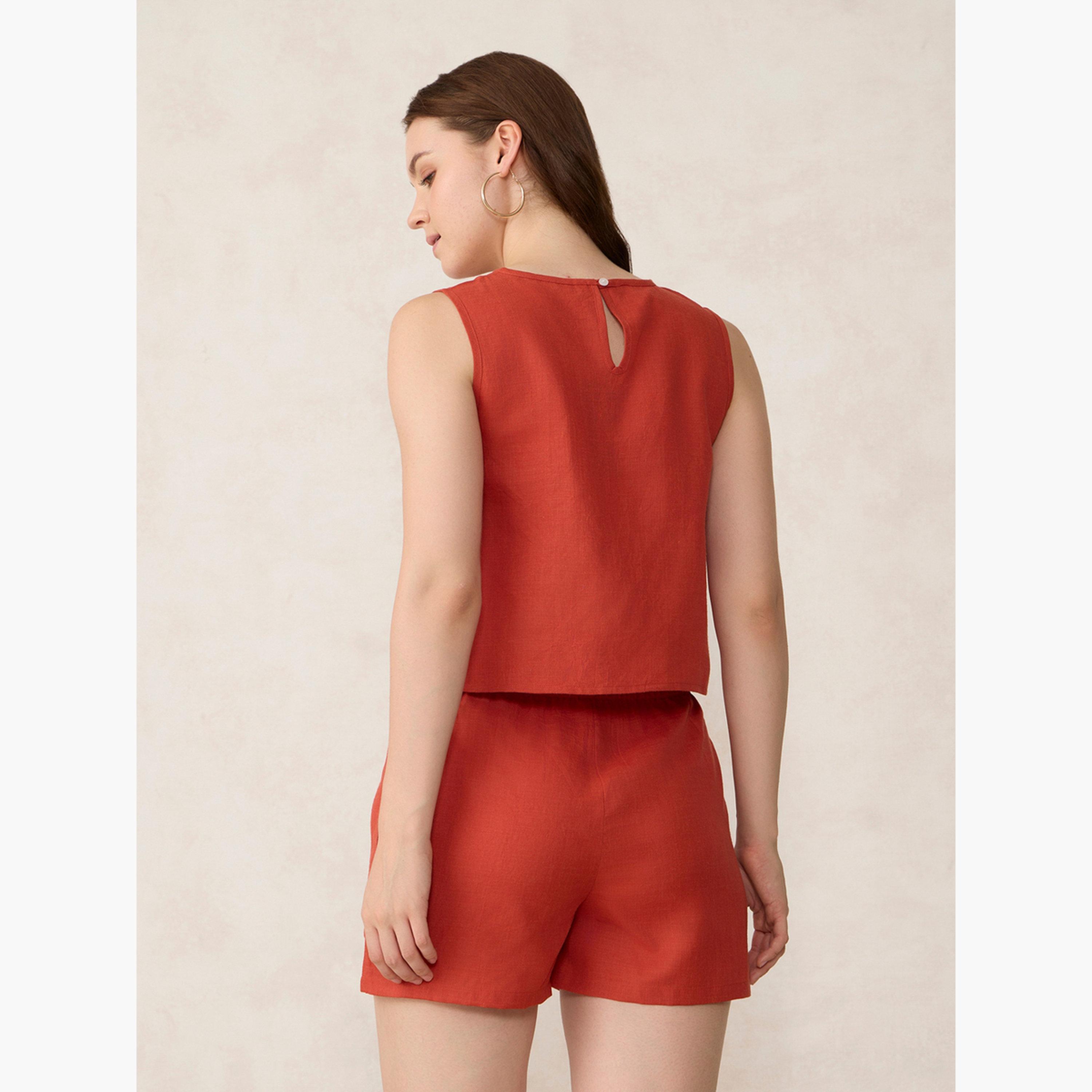 أوتزيدر × ستايلي - بلوزة بدون أكمام وشورت لون برتقالي-women-clothing-coordsets-image-4