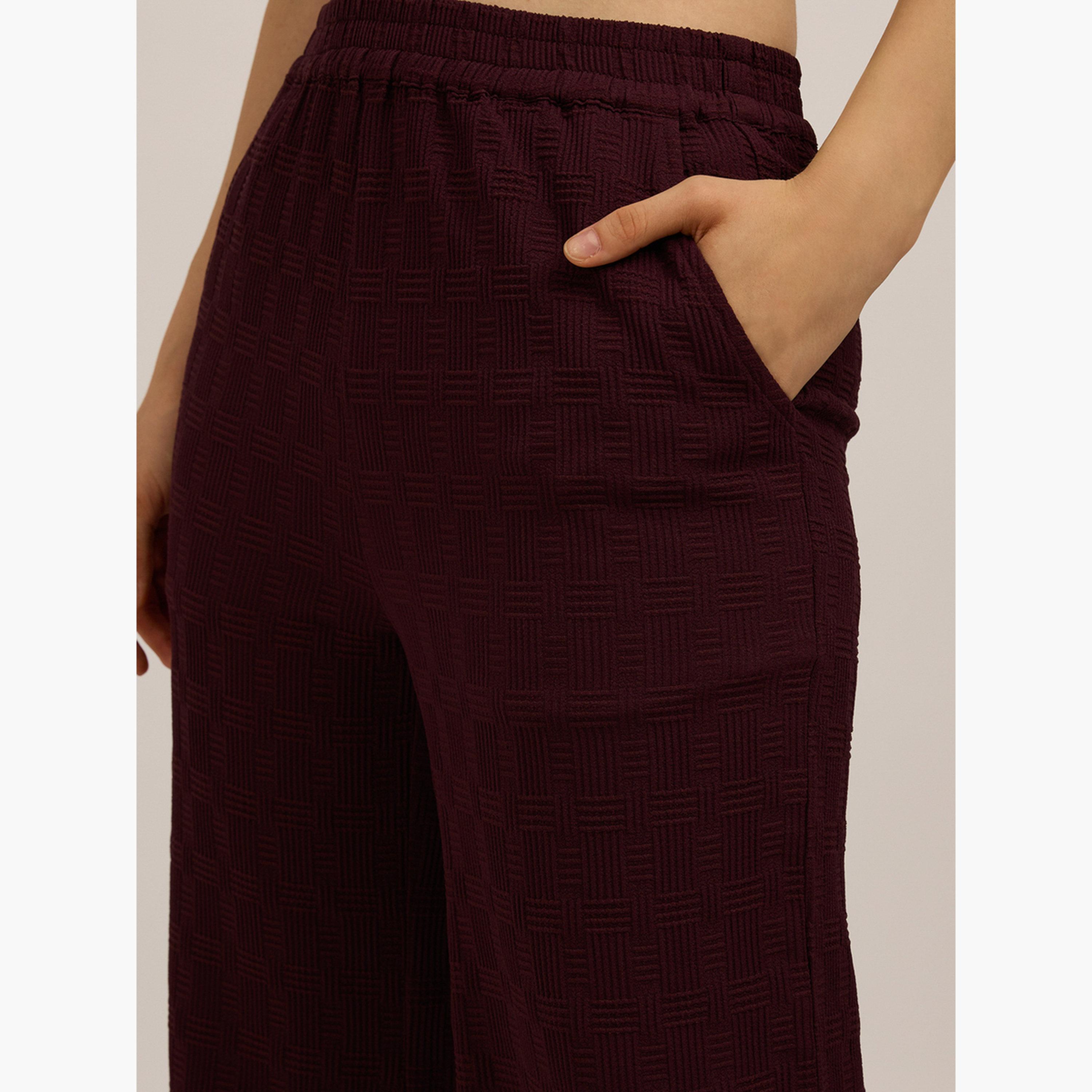 Outzidr X Styli Maroon Solid Crop Top and Pants Co-Ords-women-clothing-coordsets-image-5