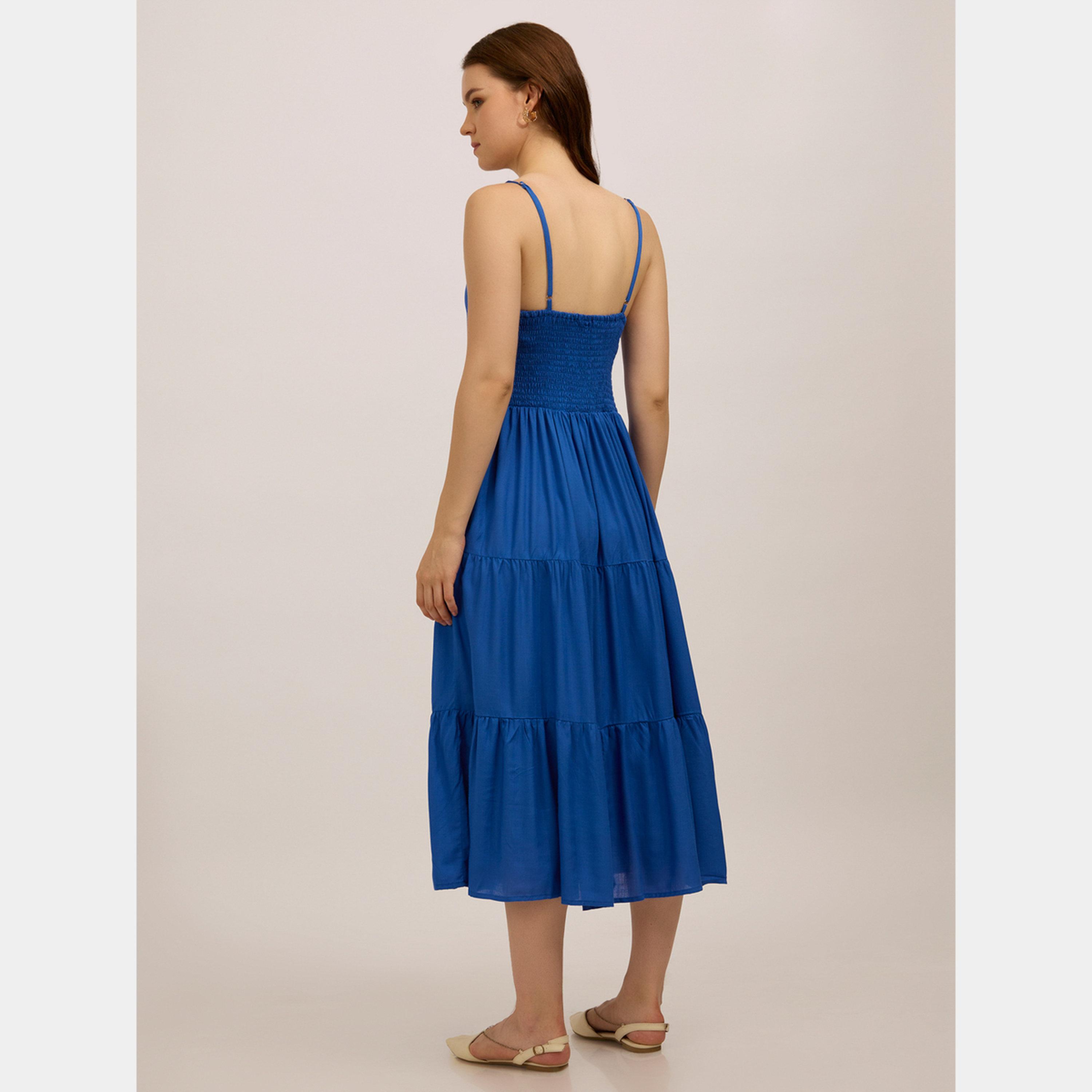 أوتزيدر × ستايلي - فستان نسائي متوسط ​​الطول أزرق اللون رقبة حرف V وحزام كتف-women-clothing-dresses-image-6