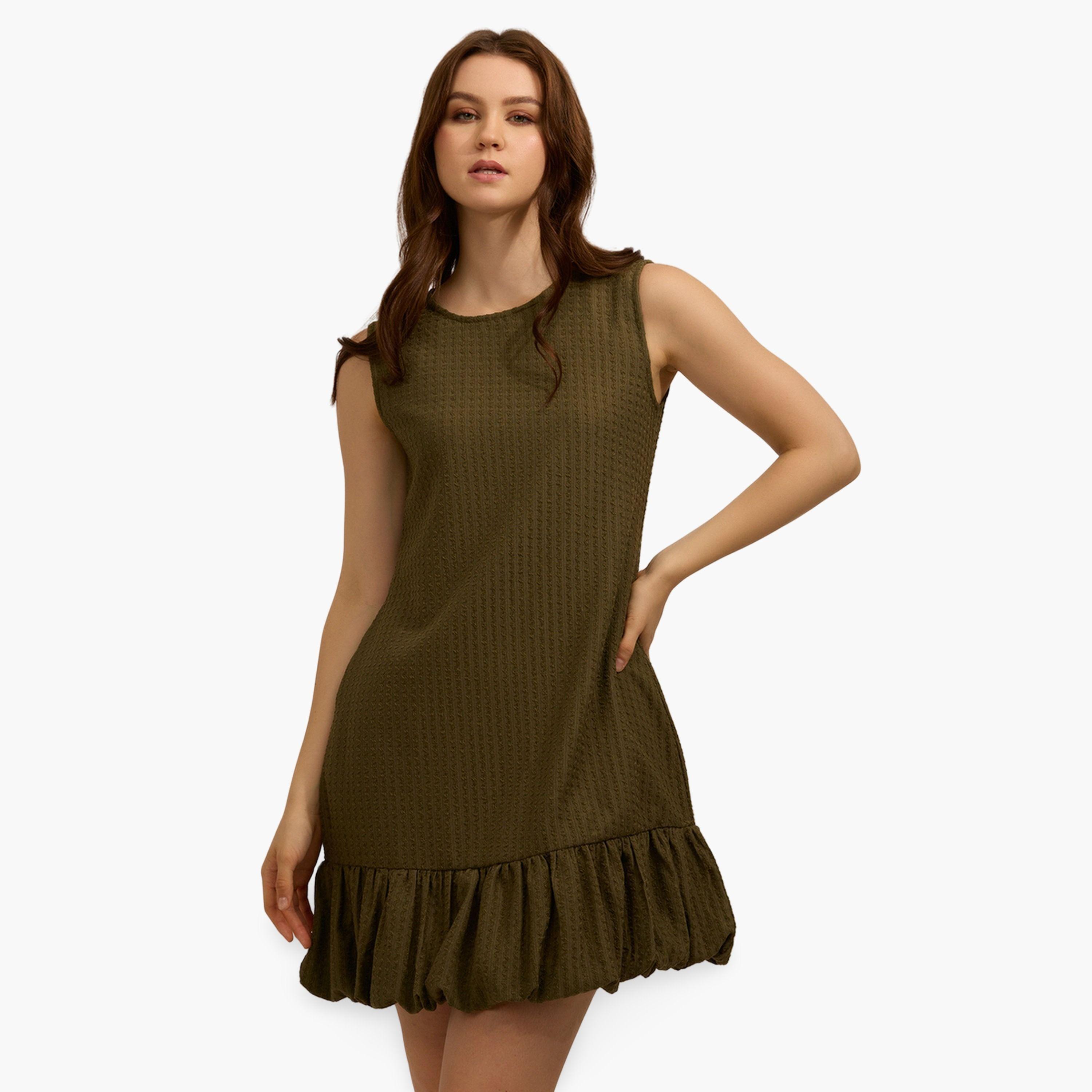 أوتزيدر × ستايلي - فستان نسائي قصير بدون أكمام ذو حافة منتفخة لون زيتوني-women-clothing-dresses-image-1