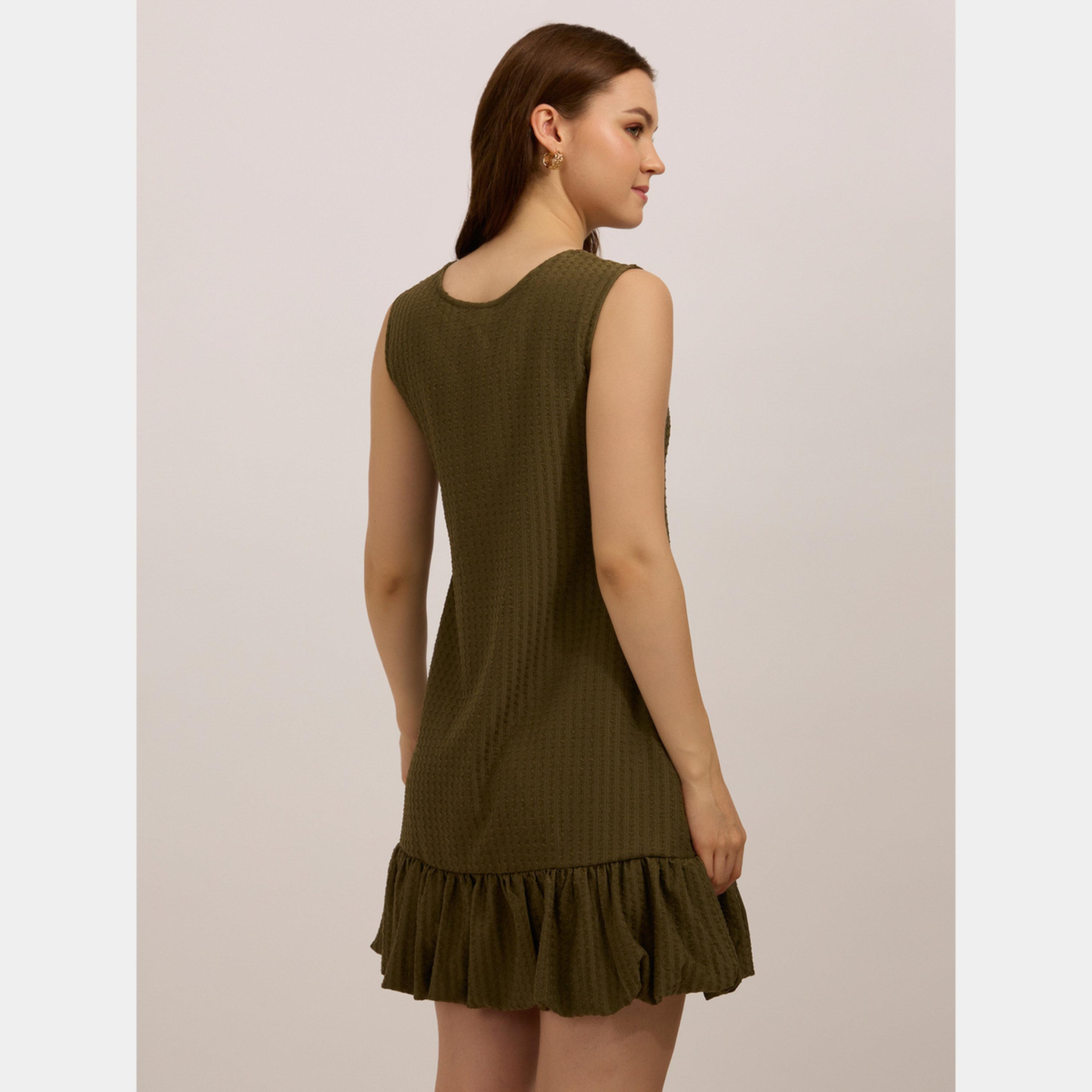 أوتزيدر × ستايلي - فستان نسائي قصير بدون أكمام ذو حافة منتفخة لون زيتوني-women-clothing-dresses-image-6