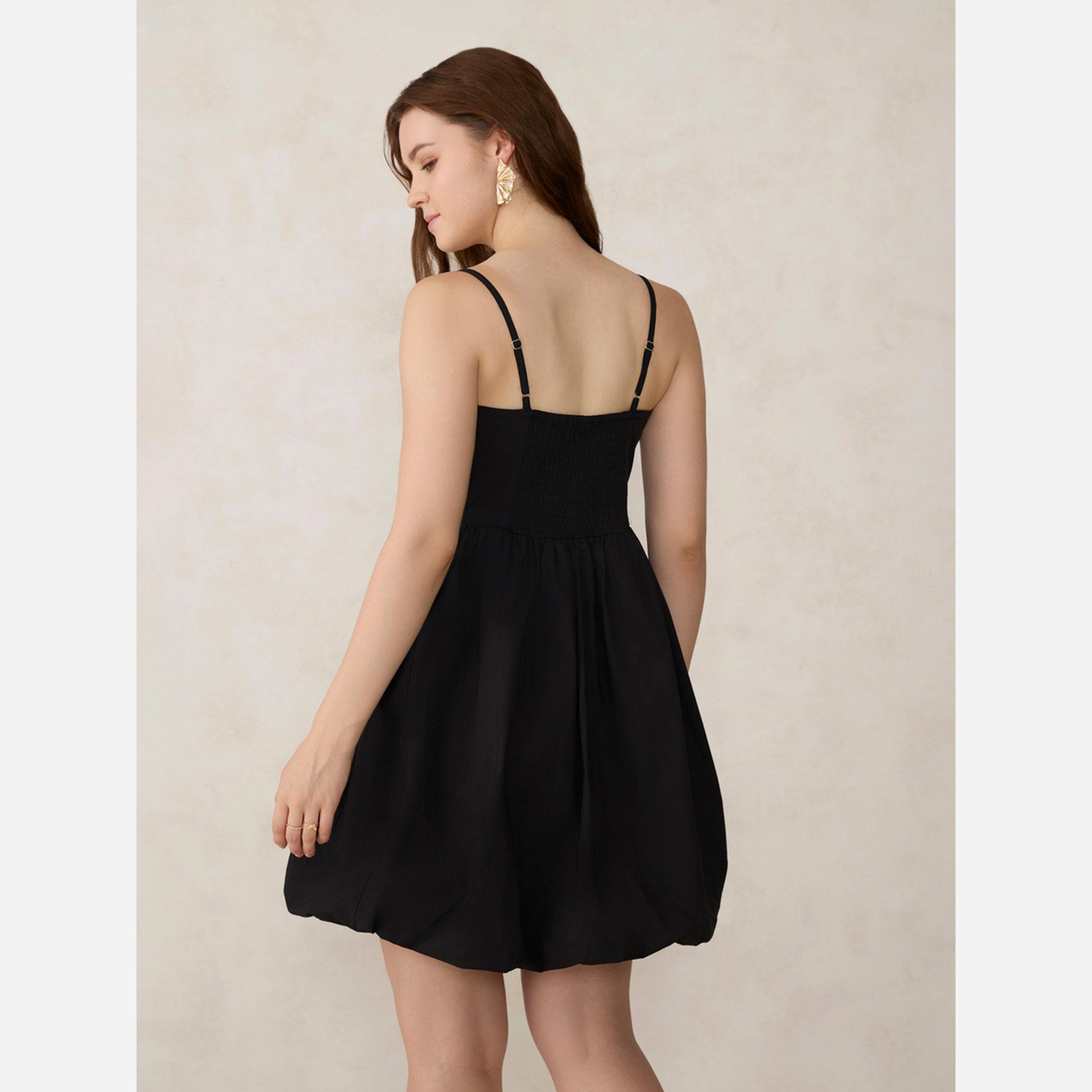 Outzidr X Styli Black Solid Bubble Hem Mini Dress-women-clothing-dresses-image-4