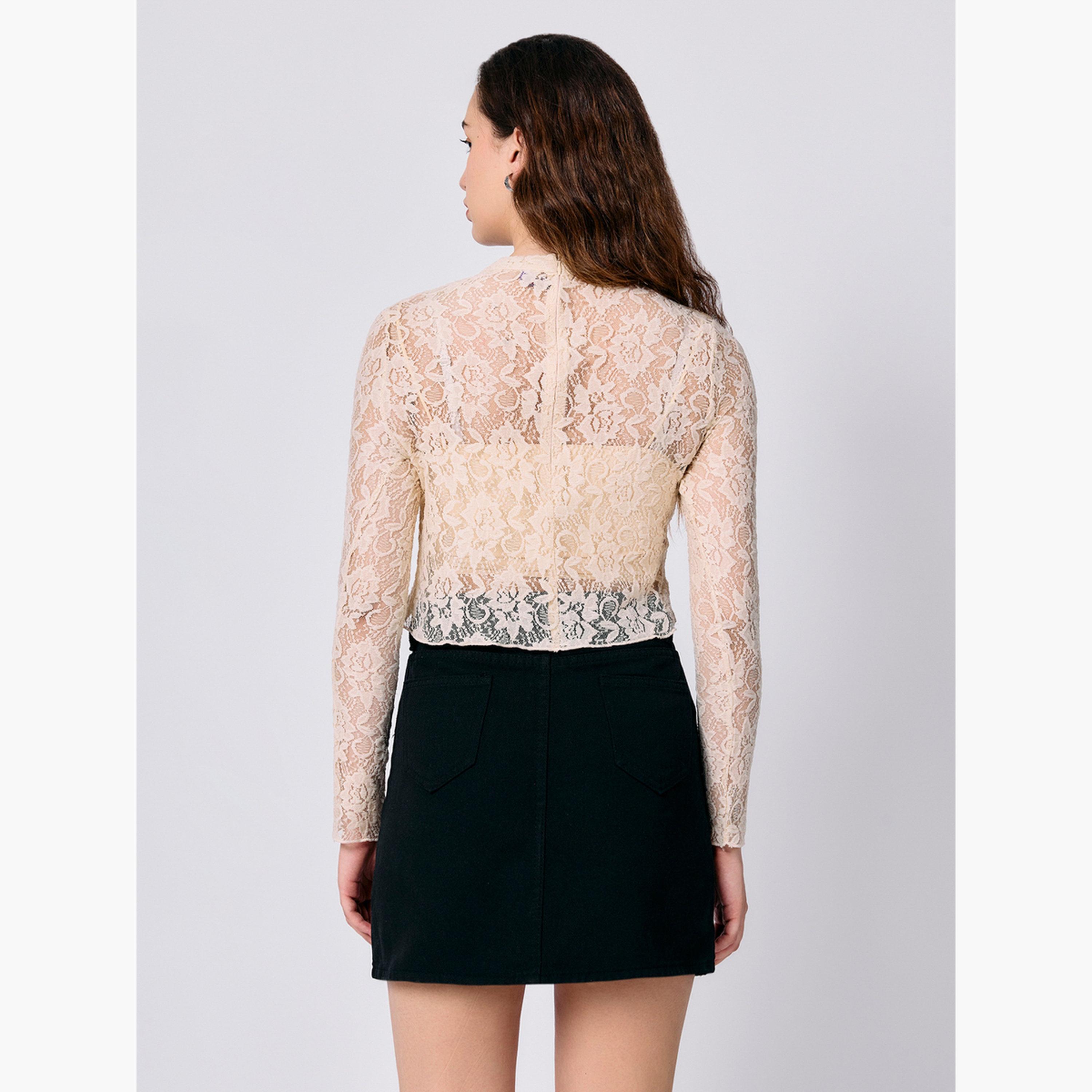 أوتزيدر × ستايلي - بلوزة قصيرة من الدانتيل لون بيج-women-clothing-shirtsandblouses-blouses-image-6