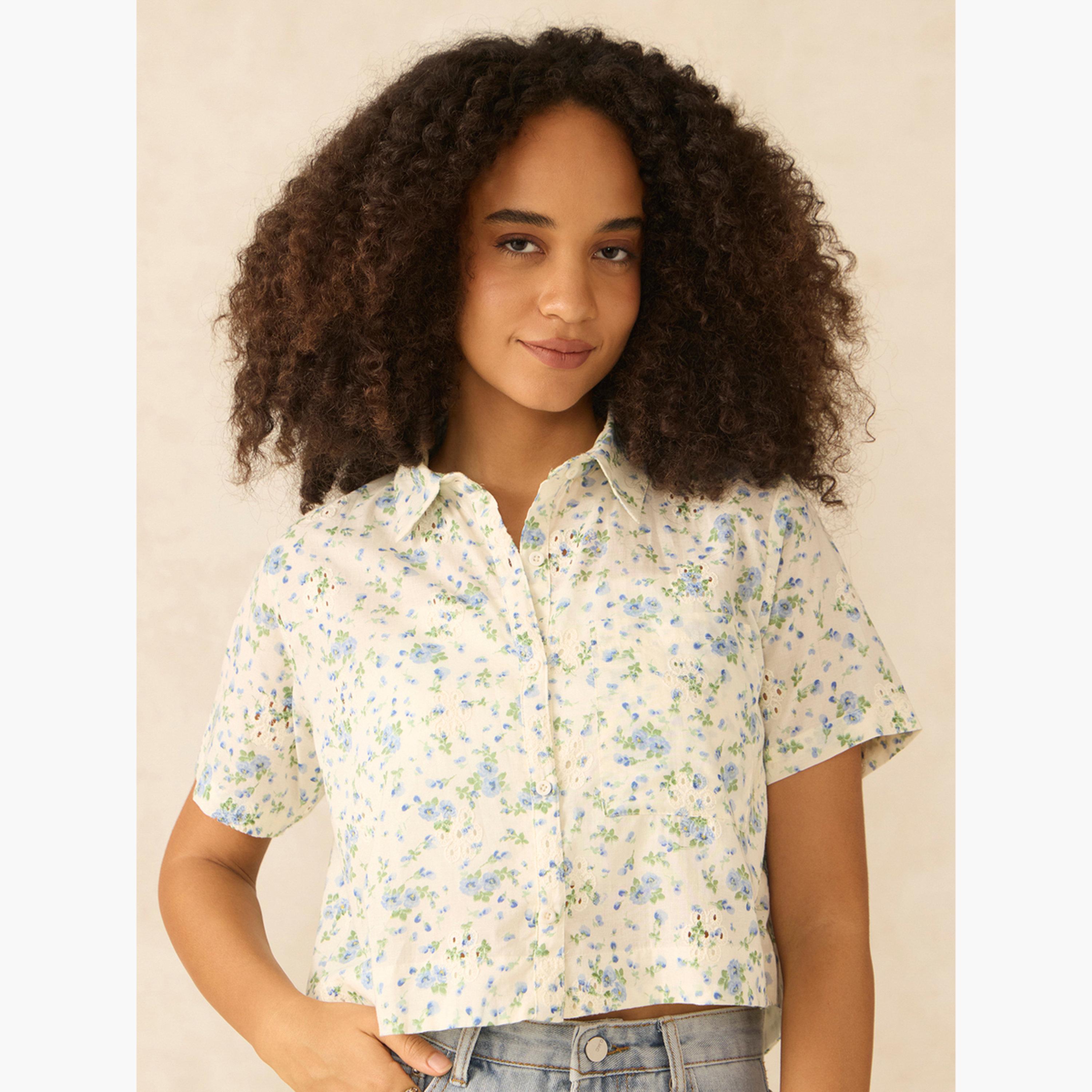 أوتزيدر × ستايلي - قميص قصير بطبعة زهور بيضاء-women-clothing-shirtsandblouses-shirts-image-1