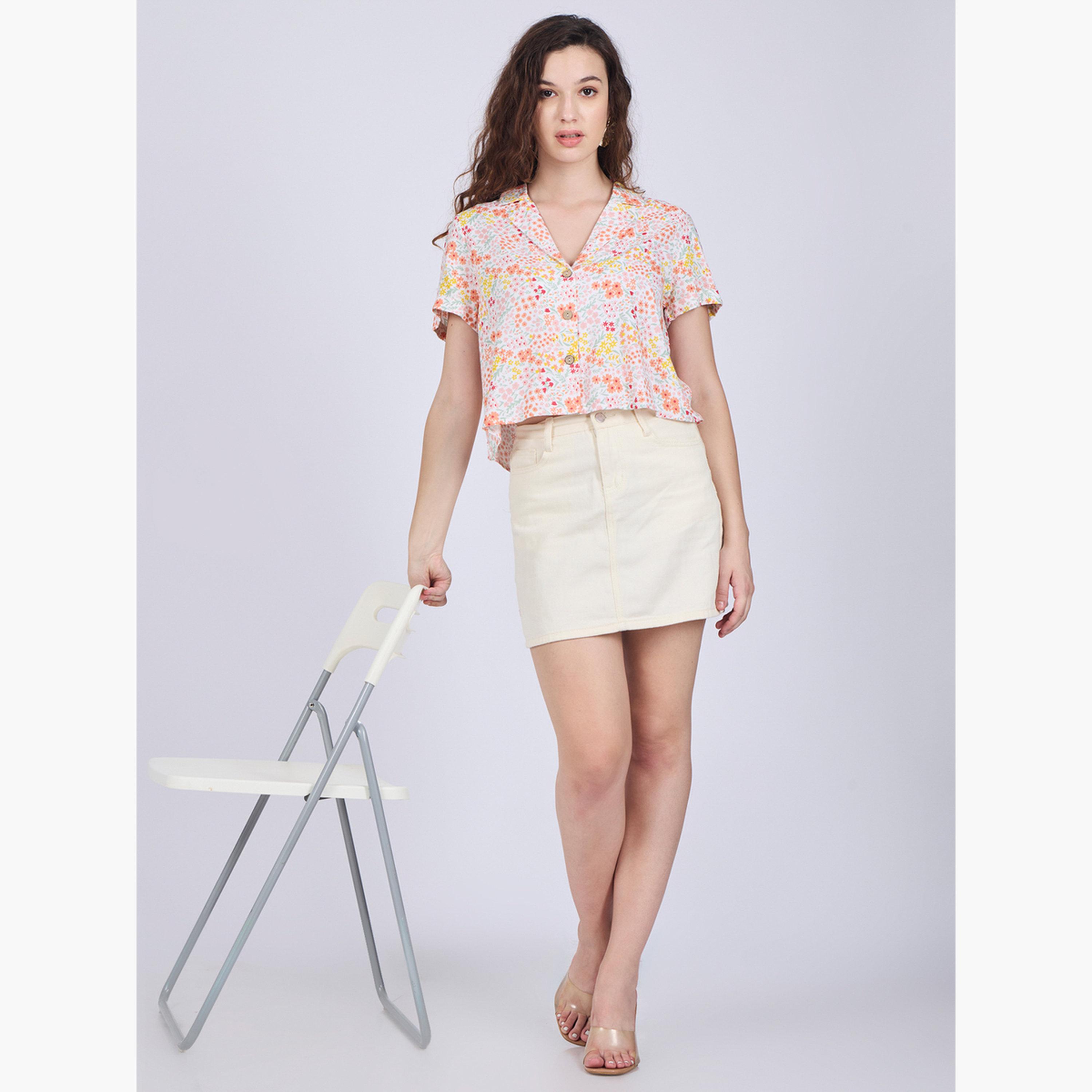 أوتزيدر × ستايلي - قميص قصير أبيض بياقة مدببة-women-clothing-shirtsandblouses-shirts-image-2
