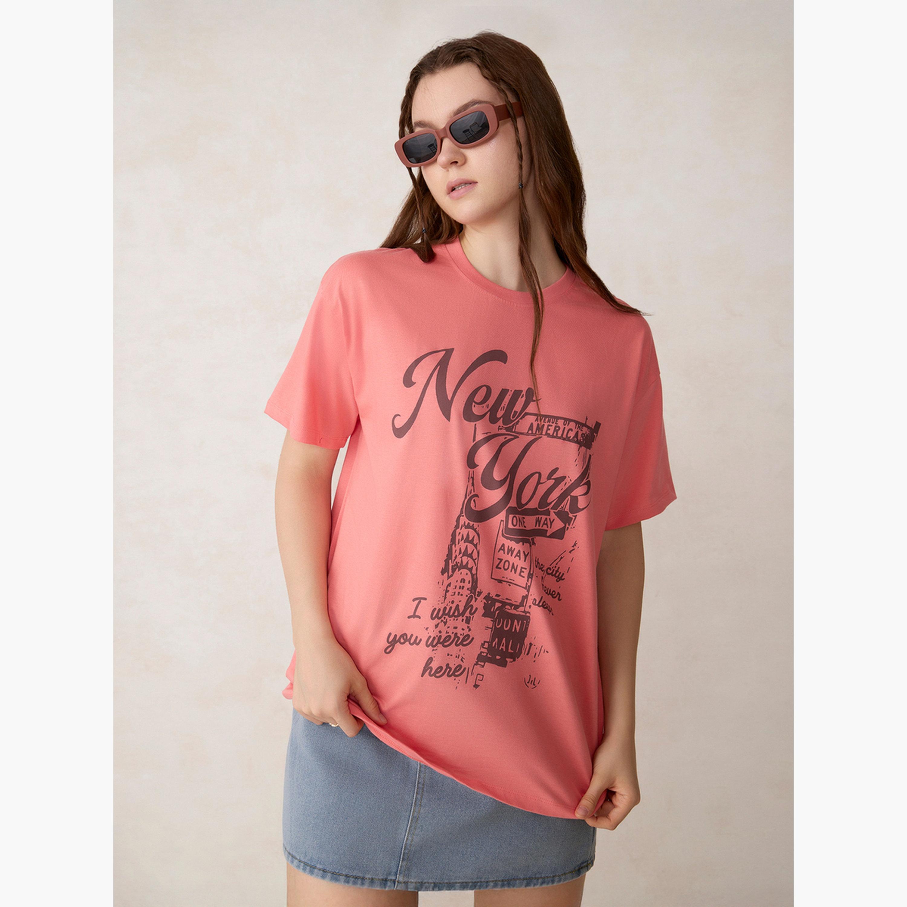 أوتزيدر × ستايلي - تي شيرت وردي مقاس واسع برسومات غرافيكية - 100% قطن-women-clothing-tshirts-image-4