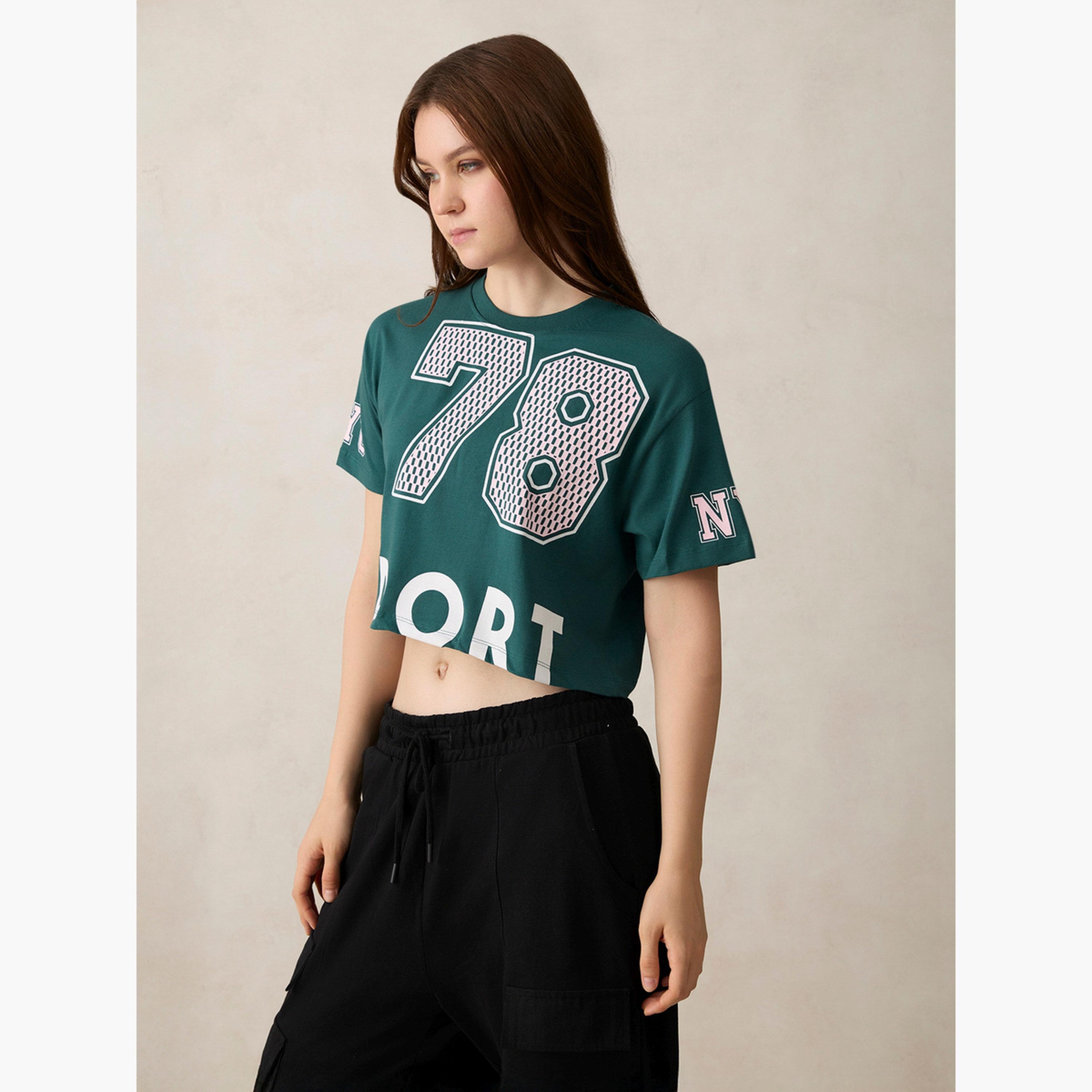 Outzidr X Styli Green Graphic Boxy Crop T-Shirt - 100% Cotton-women-clothing-tshirts-image-4