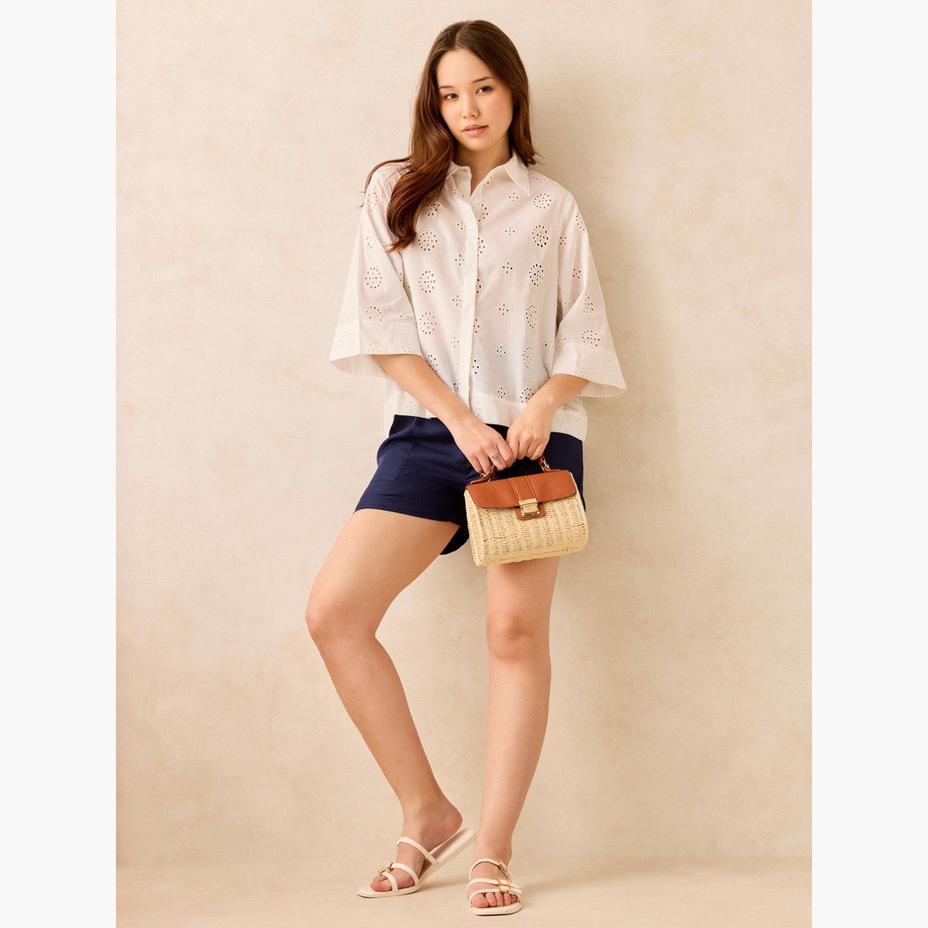 أوتزيدر × ستايلي - قميص شيفلي بوكسي من القطن الأبيض-women-clothing-shirtsandblouses-shirts-image-2