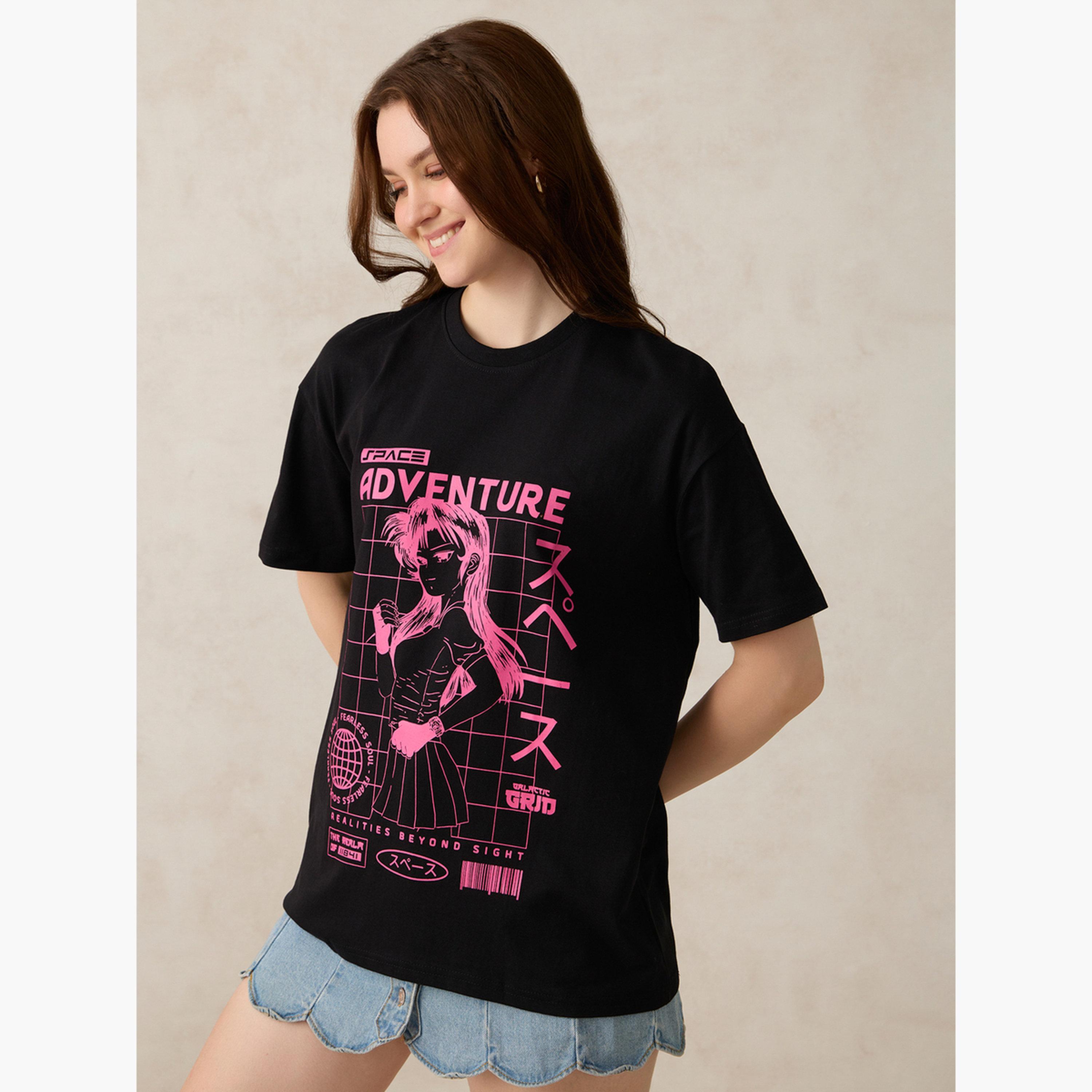 أوتزيدر × ستايلي - تي شيرت أسود مقاس واسع برسومات غرافيكية-women-clothing-tshirts-image-3