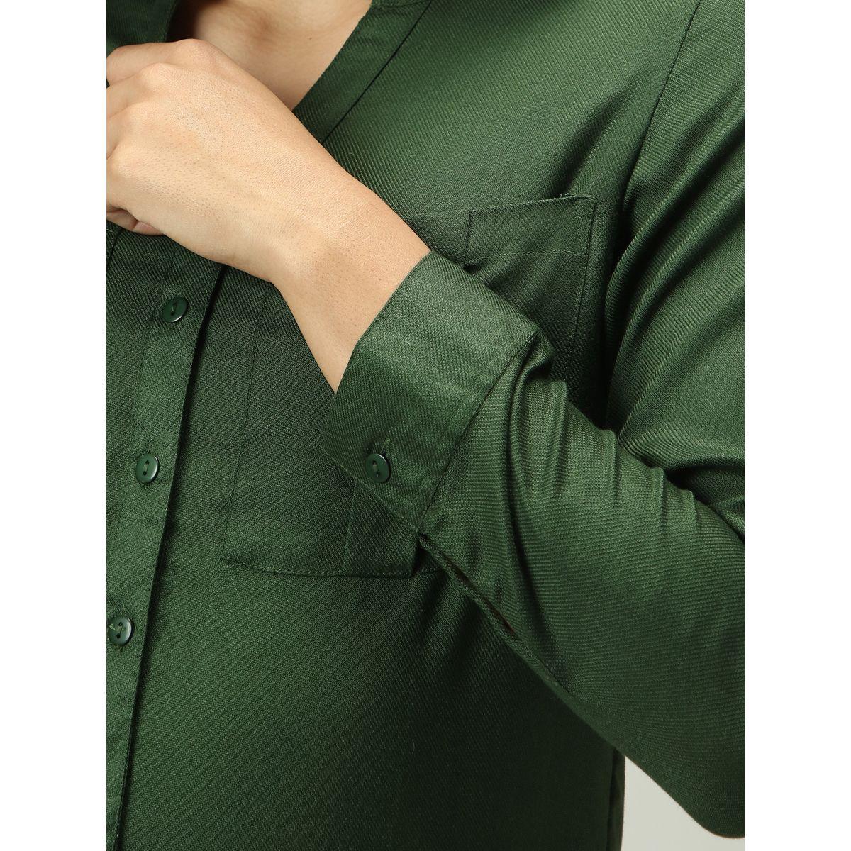 أوتزيدر × ستايلي - قميص زيتوني سادة بأكمام مطوية-women-clothing-shirtsandblouses-shirts-image-3