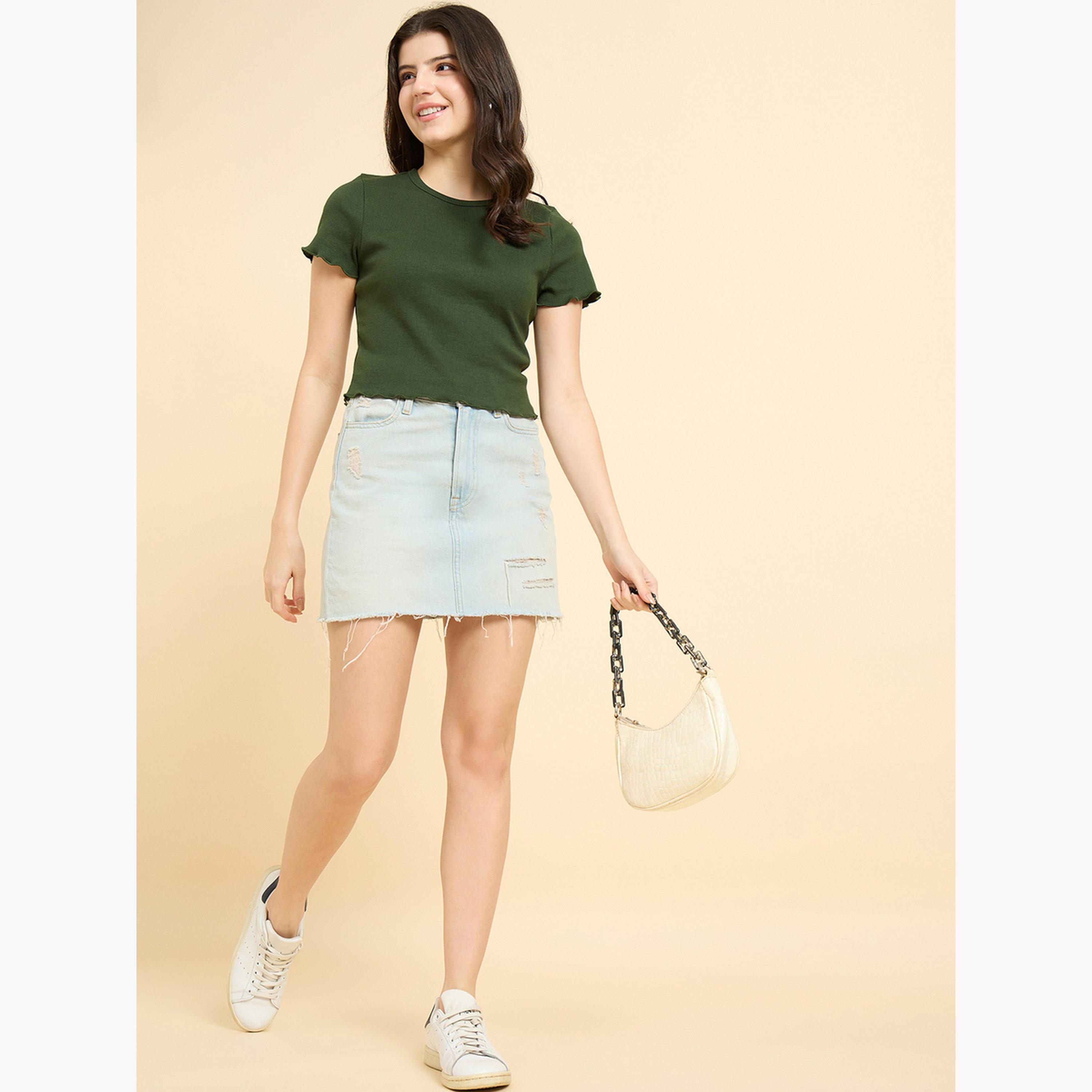 أوتزيدر × ستايلي - بلوزة ذات حافة صدفية زيتونية مضلعة-women-clothing-tshirts-image-3