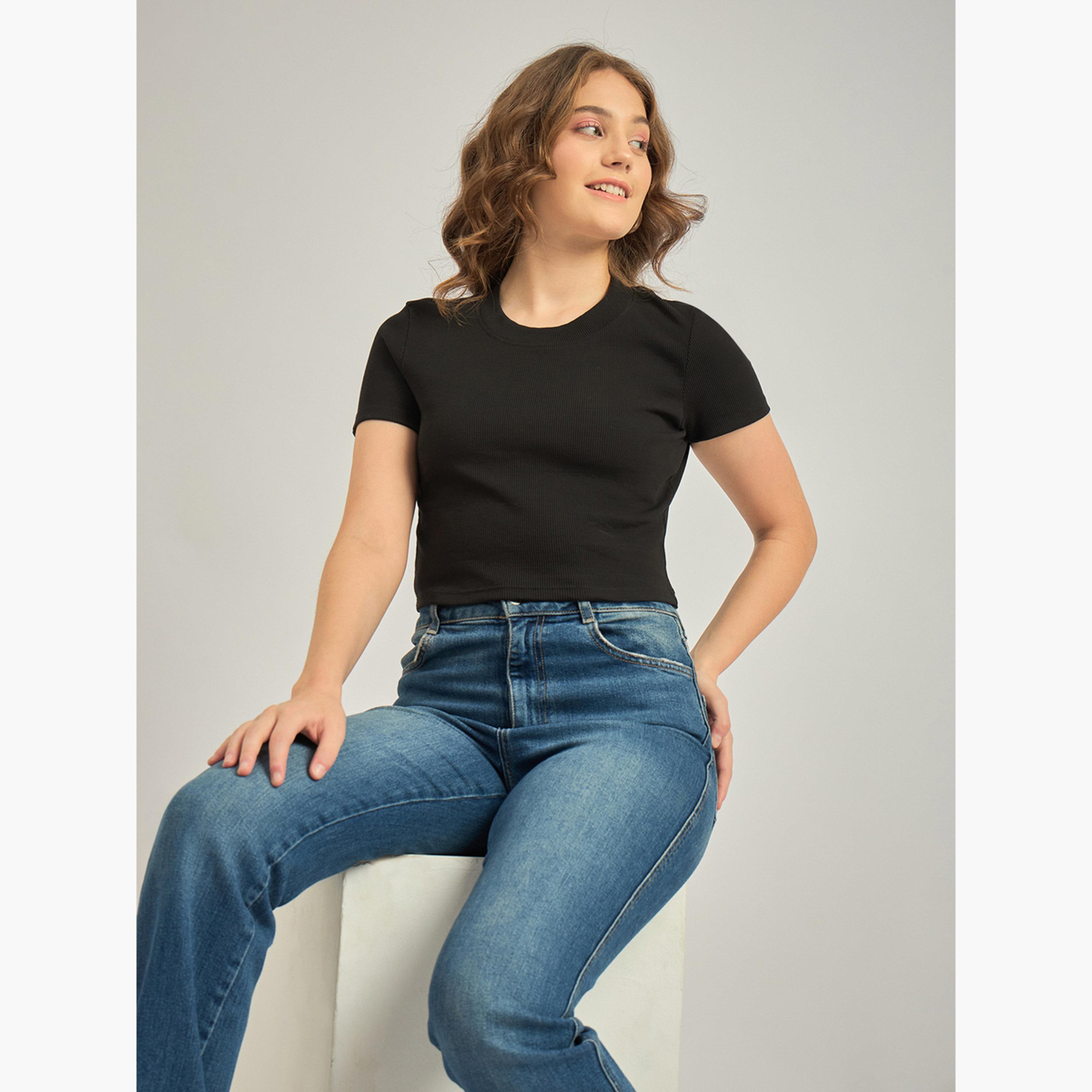 Outzidr X Styli Black Basic Fitted Ribbed Top-women-clothing-tshirts-image-4