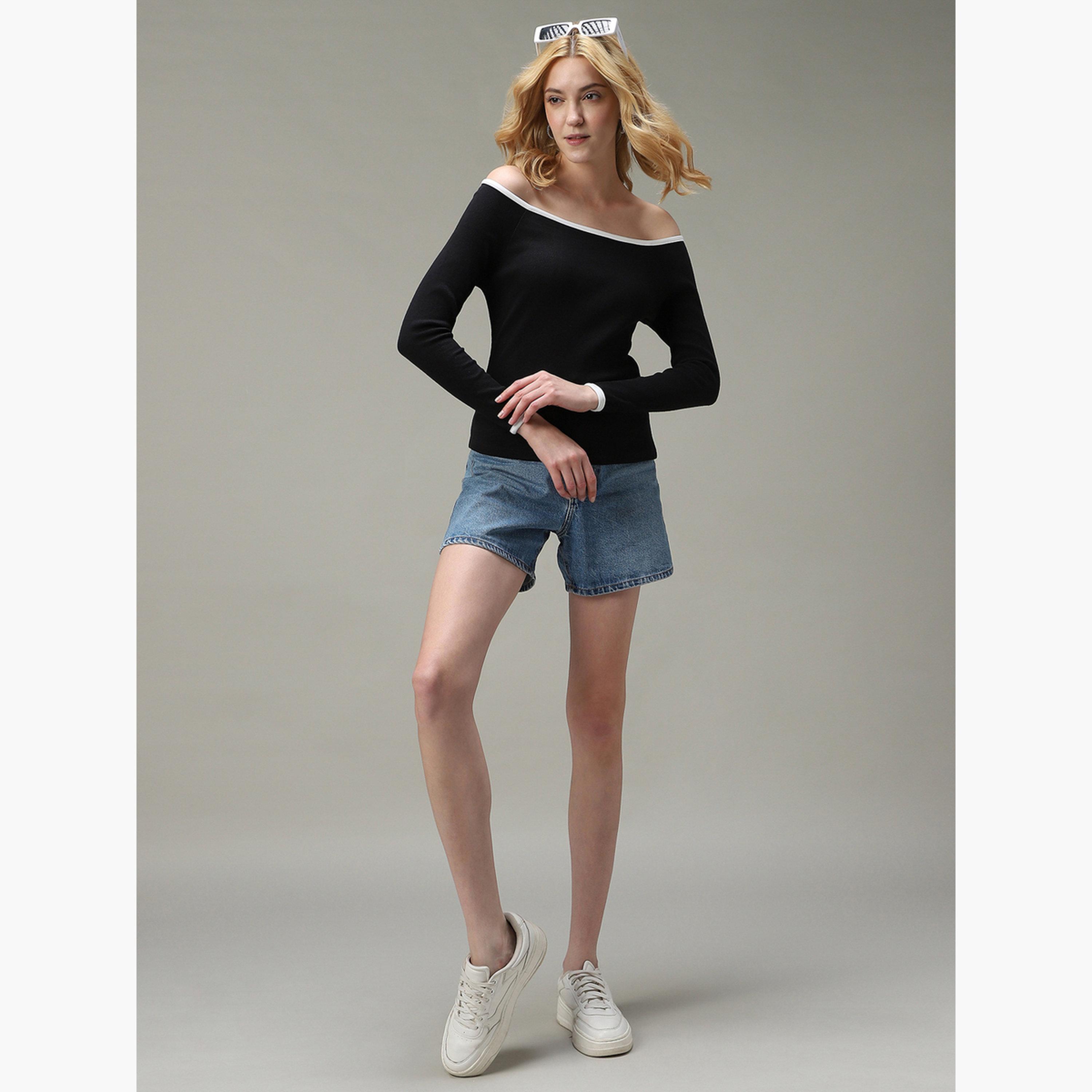 أوتزيدر × ستايلي - بلوزة سوداء محبوكة مضلعة متباينة الألوان-women-clothing-tshirts-image-2