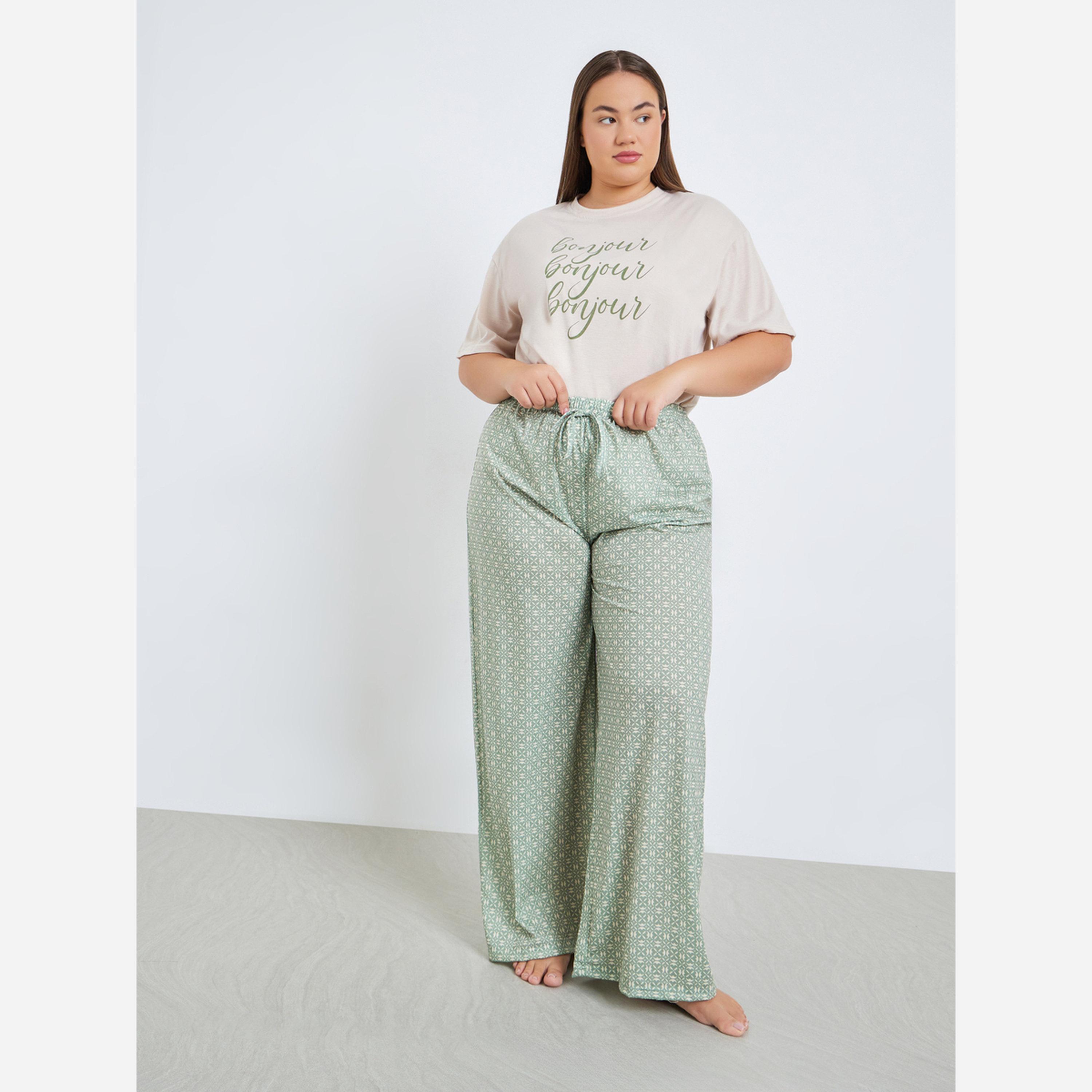 Styli Plus Size Bonjour Drop Shoulder T-Shirt and Pyjama Set-women-clothing-nightwear-pyjamas-longsets-image-4