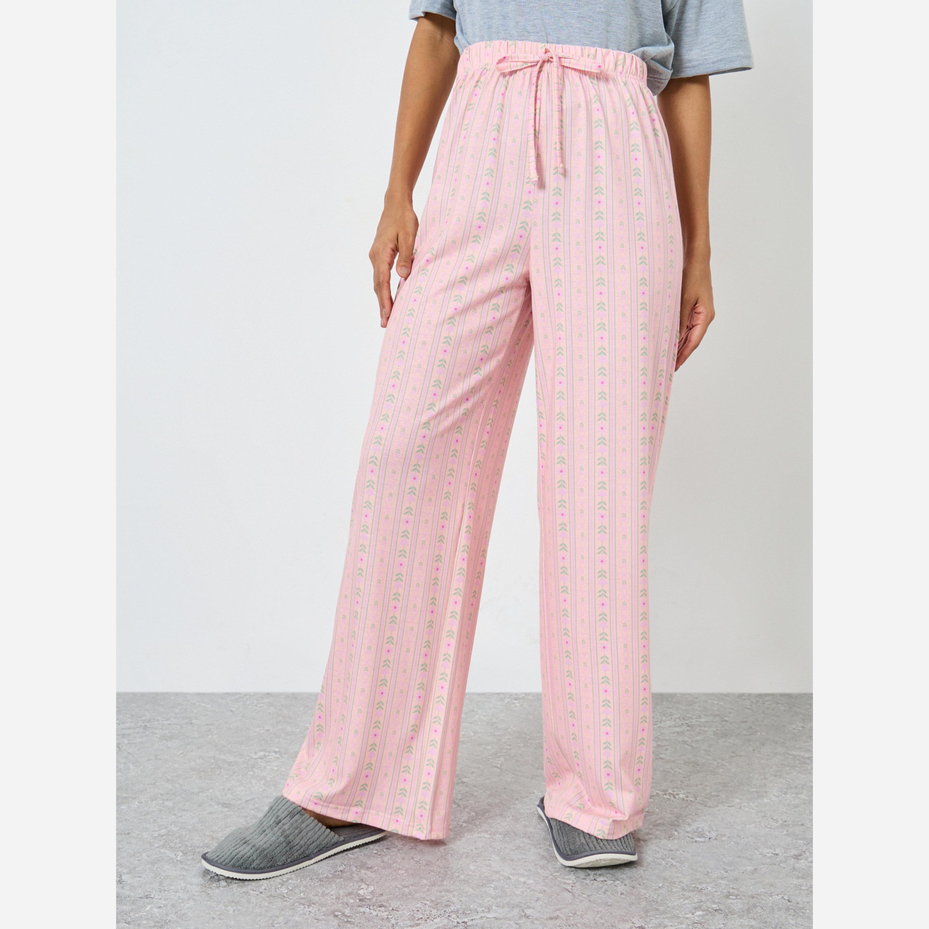 ستايلي - بيجاما تيشيرت سادة ياقة شكل سبعة وبنطال طبعة زهور-women-clothing-nightwear-pyjamas-longsets-image-4