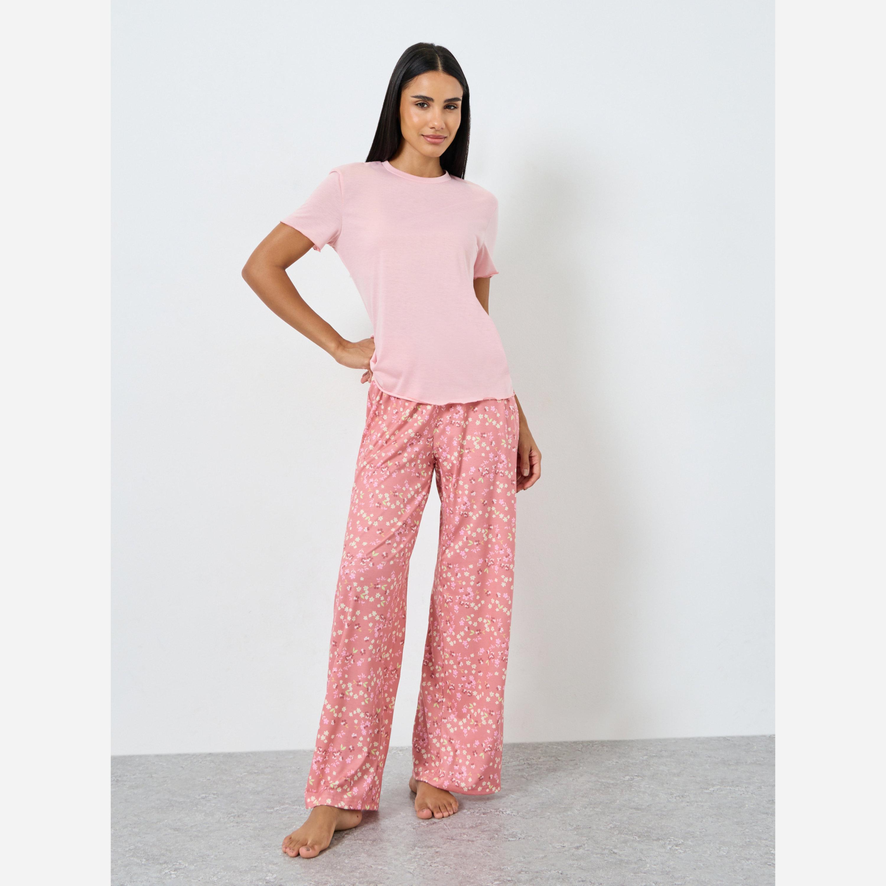 Styli Solid T-Shirt and Floral Pyjama Set-women-clothing-nightwear-pyjamas-longsets-image-1