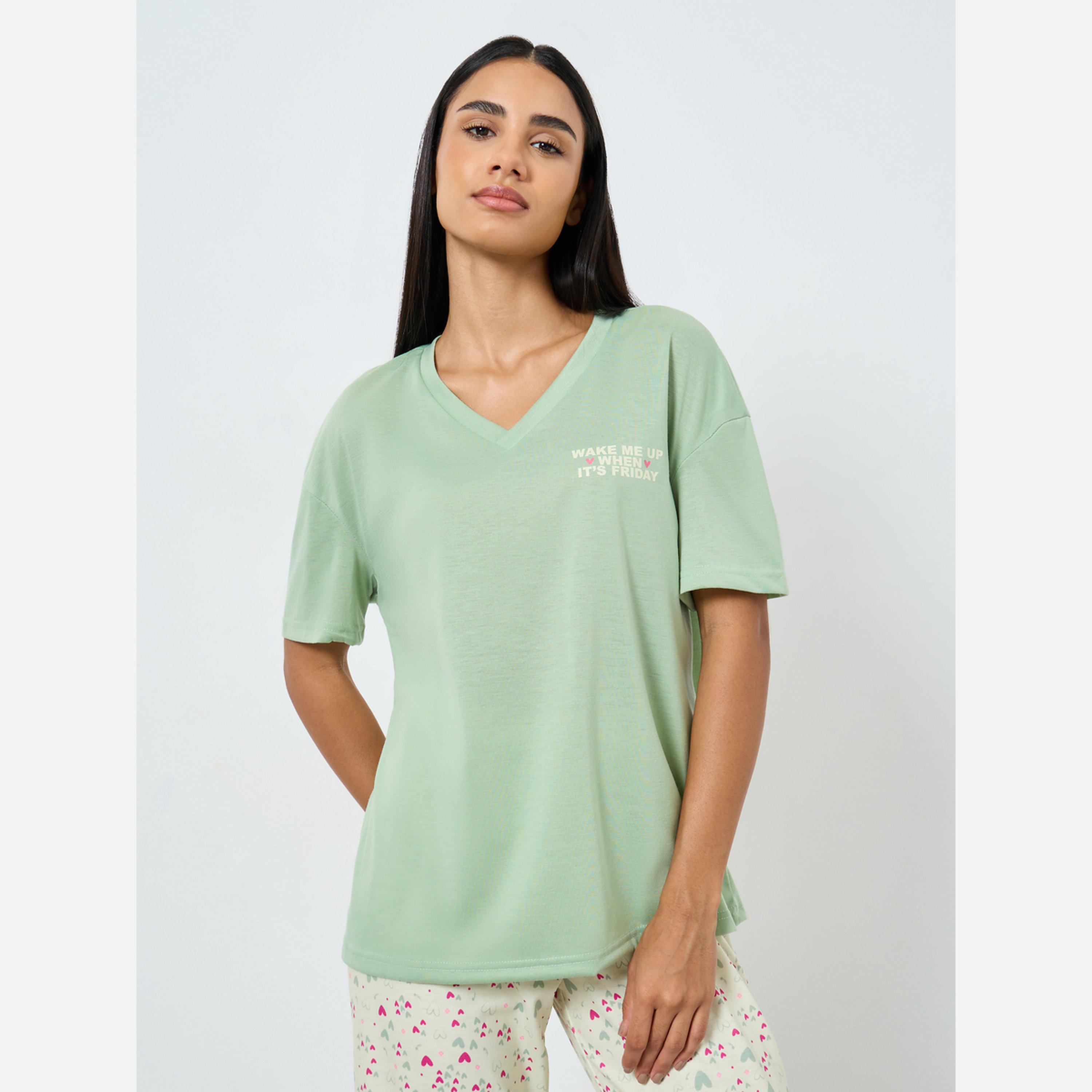 ستايلي - بيجاما بتيشيرت ياقة شكل سبعة وأكتاف منسدلة وطبعة شعار-women-clothing-nightwear-pyjamas-longsets-image-2
