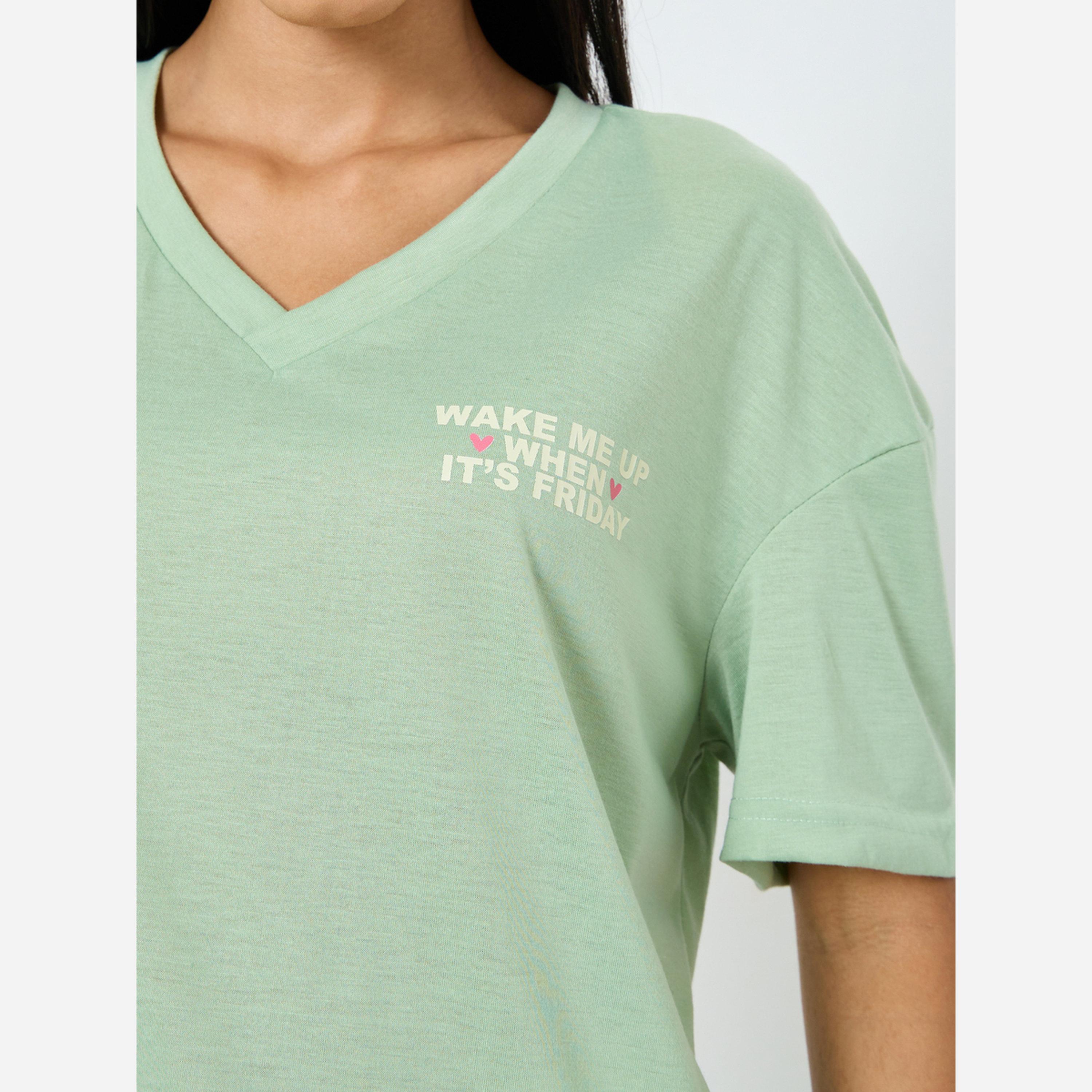 Styli Slogan V Neck Drop Shoulder T-Shirt and Heart Pyjama Set-women-clothing-nightwear-pyjamas-longsets-image-3
