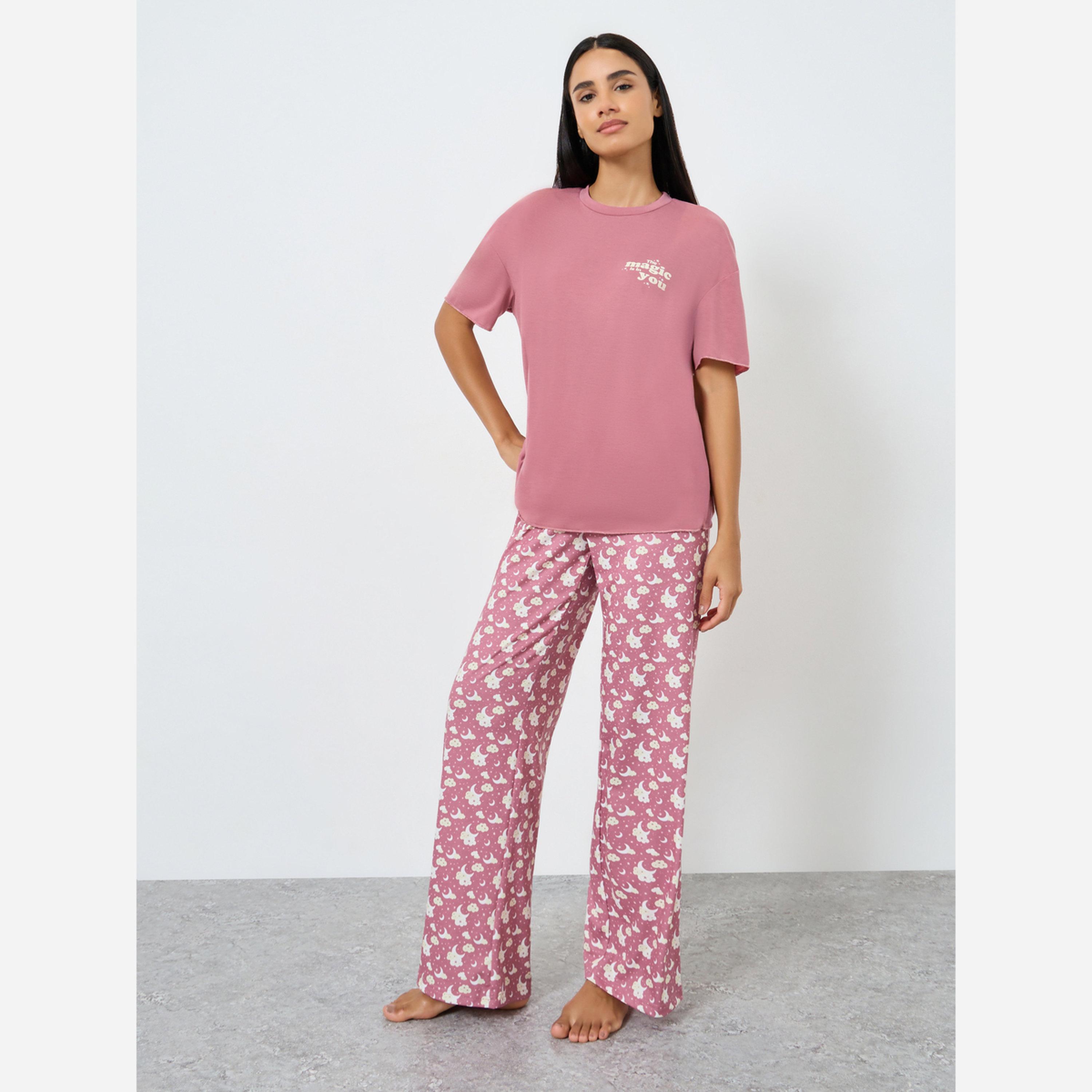 Styli Magic Slogan Drop Shoulder T-Shirt and Cloud Print Pyjama Set-women-clothing-nightwear-pyjamas-longsets-image-1