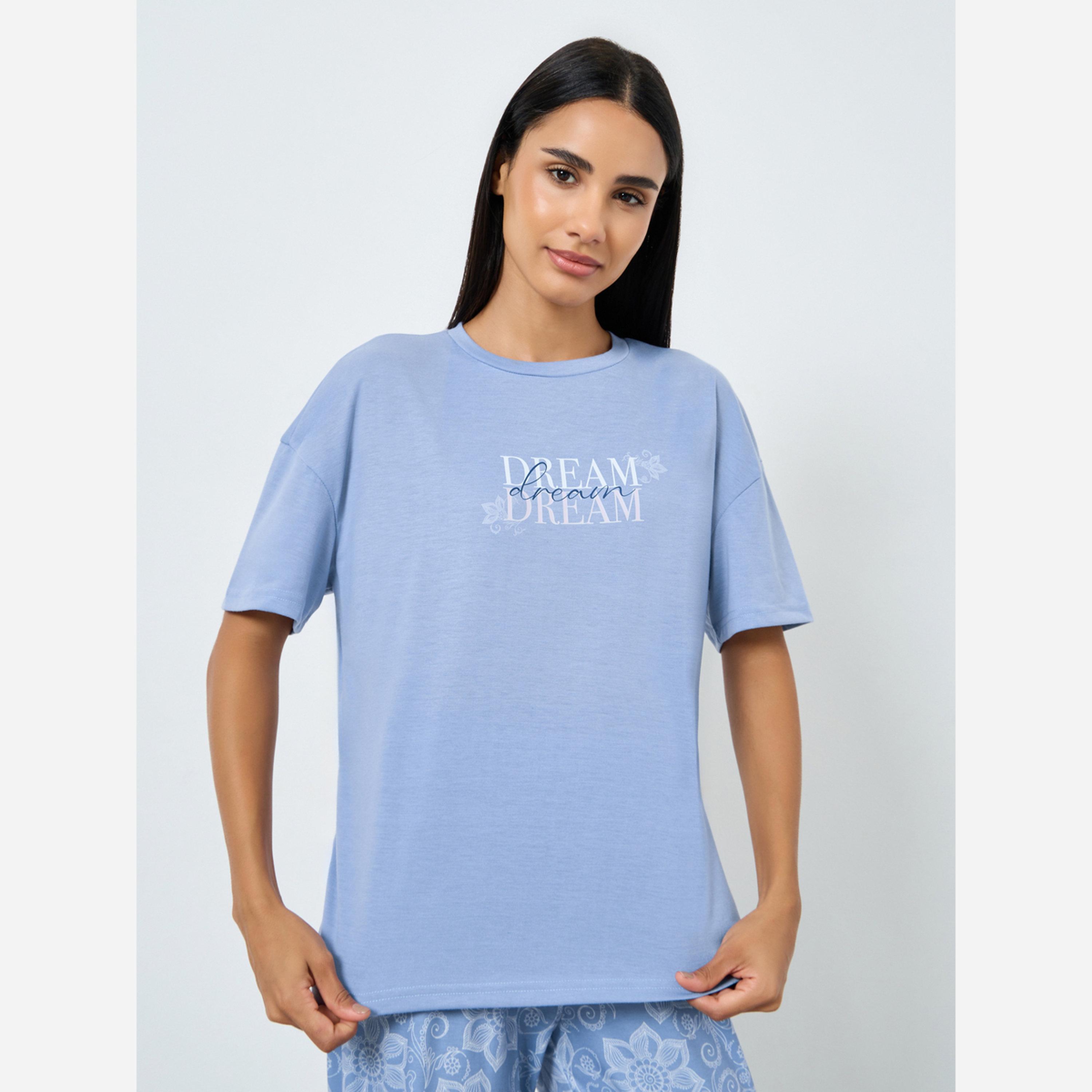 Styli Dream Slogan Drop Shoulder T-Shirt and Pyjama Set-women-clothing-nightwear-pyjamas-longsets-image-3