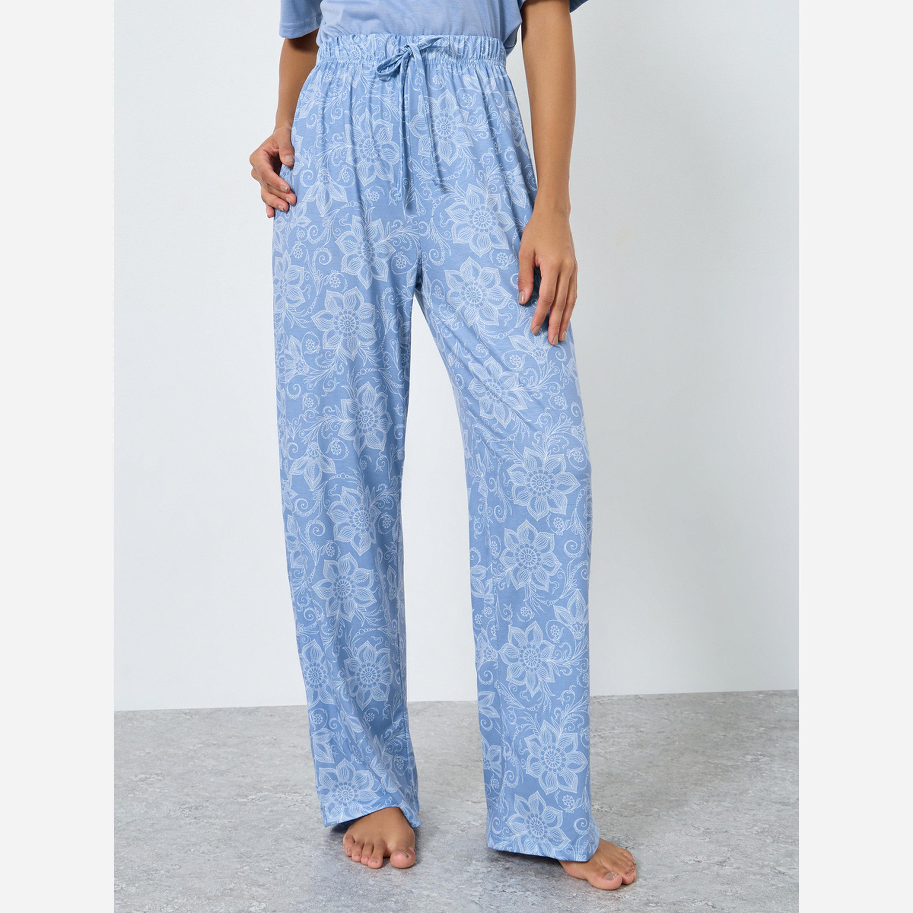 Styli Dream Slogan Drop Shoulder T-Shirt and Pyjama Set-women-clothing-nightwear-pyjamas-longsets-image-5