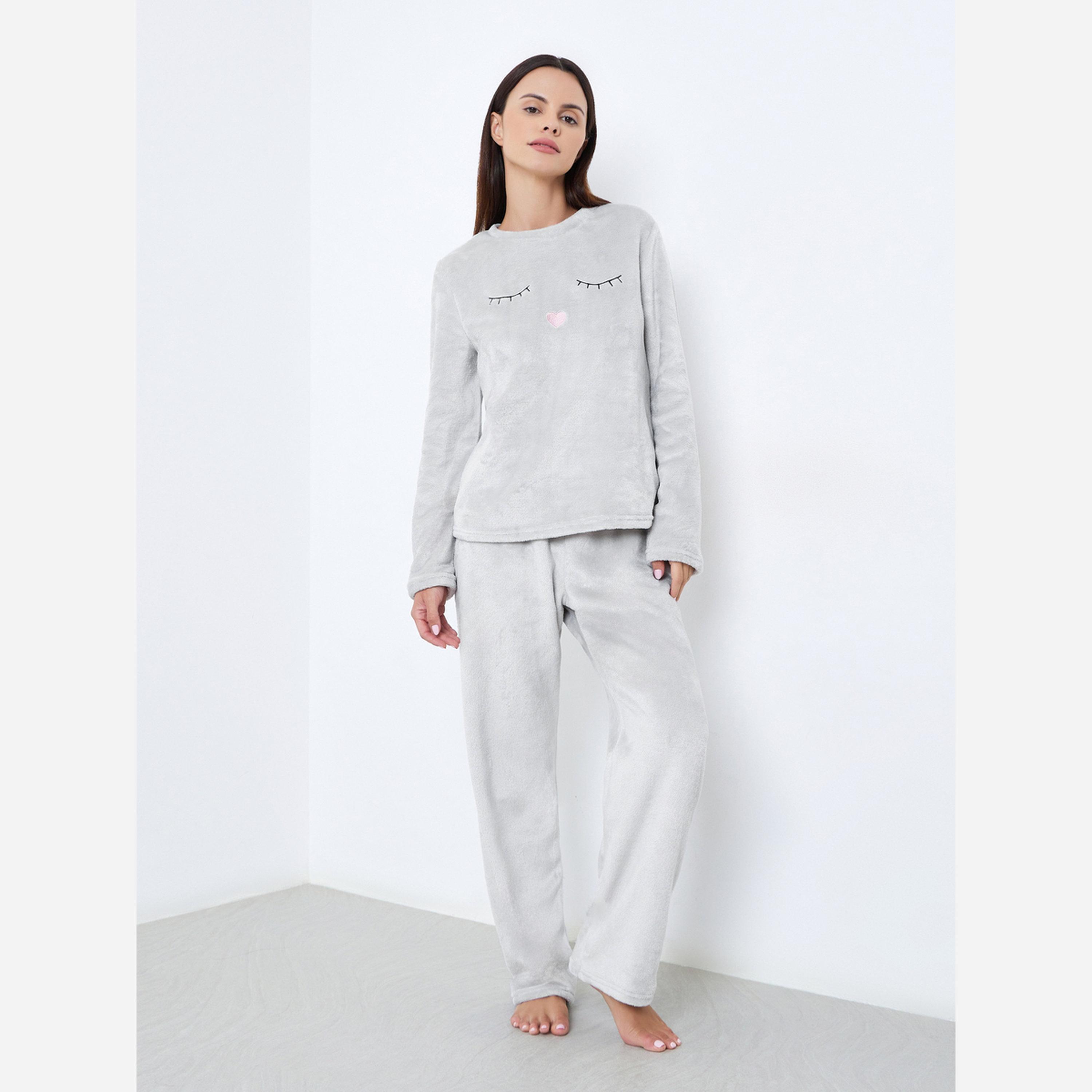ستايلي - بيجاما بلوزة صوف أكمام طويلة مزينة بتطريز-women-clothing-nightwear-pyjamas-longsets-image-1