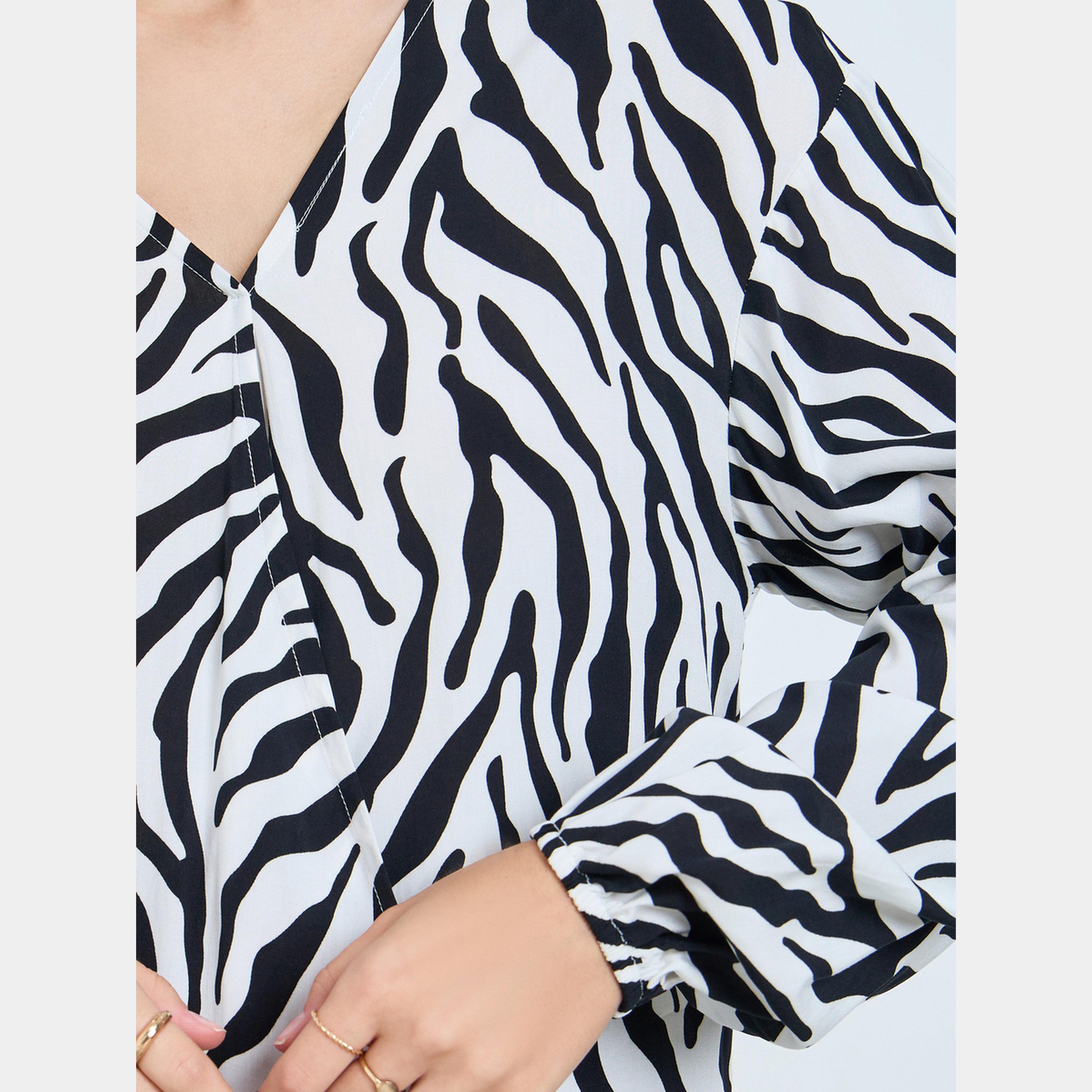 تيك تو - بلوزة وبنطال بطبعات حيوانية-women-clothing-coordsets-image-4