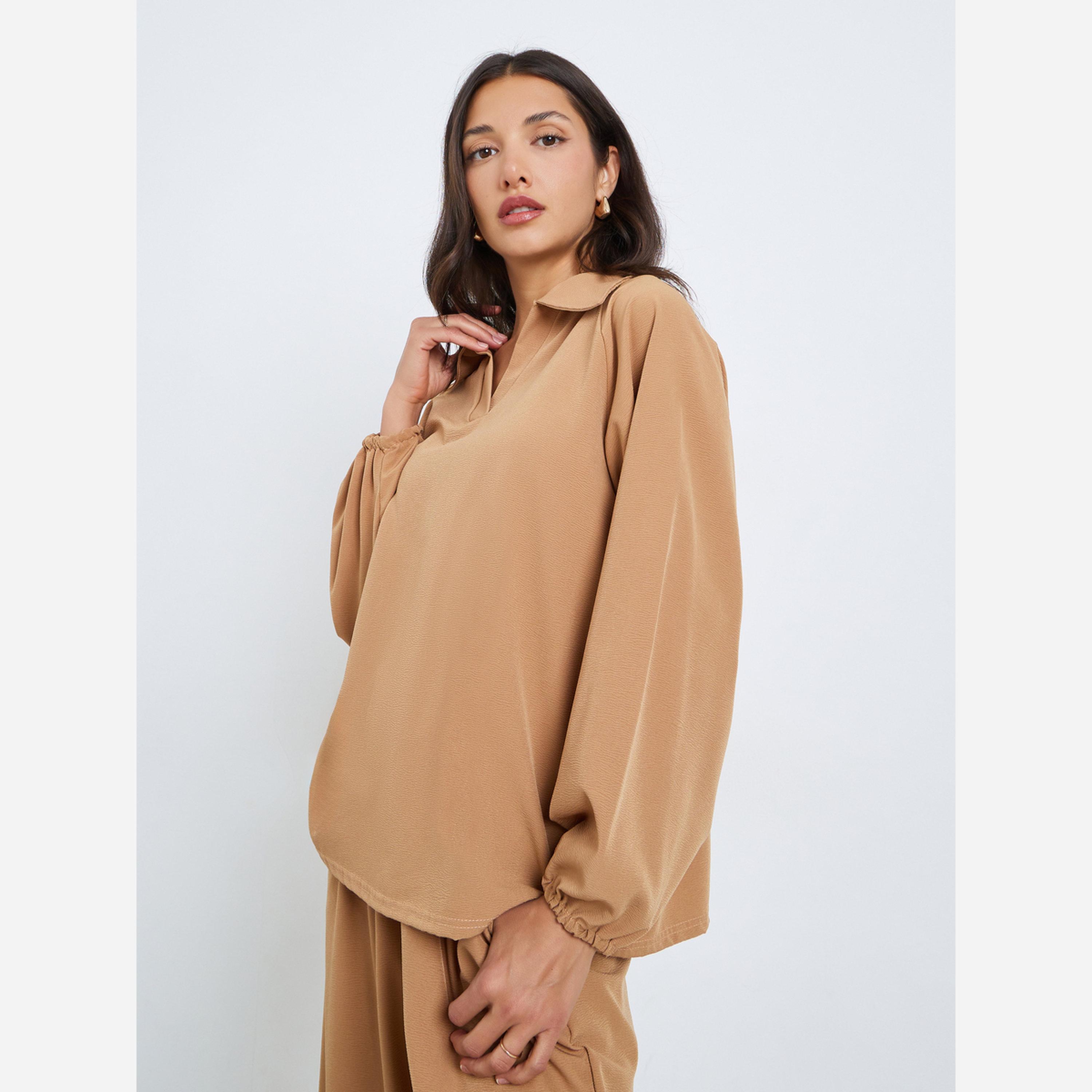 أميرة x ستايلي طقم محتشم من بنطال وبلوزة بياقة قميص وأكمام طويلة-women-arabicclothing-sets-image-2