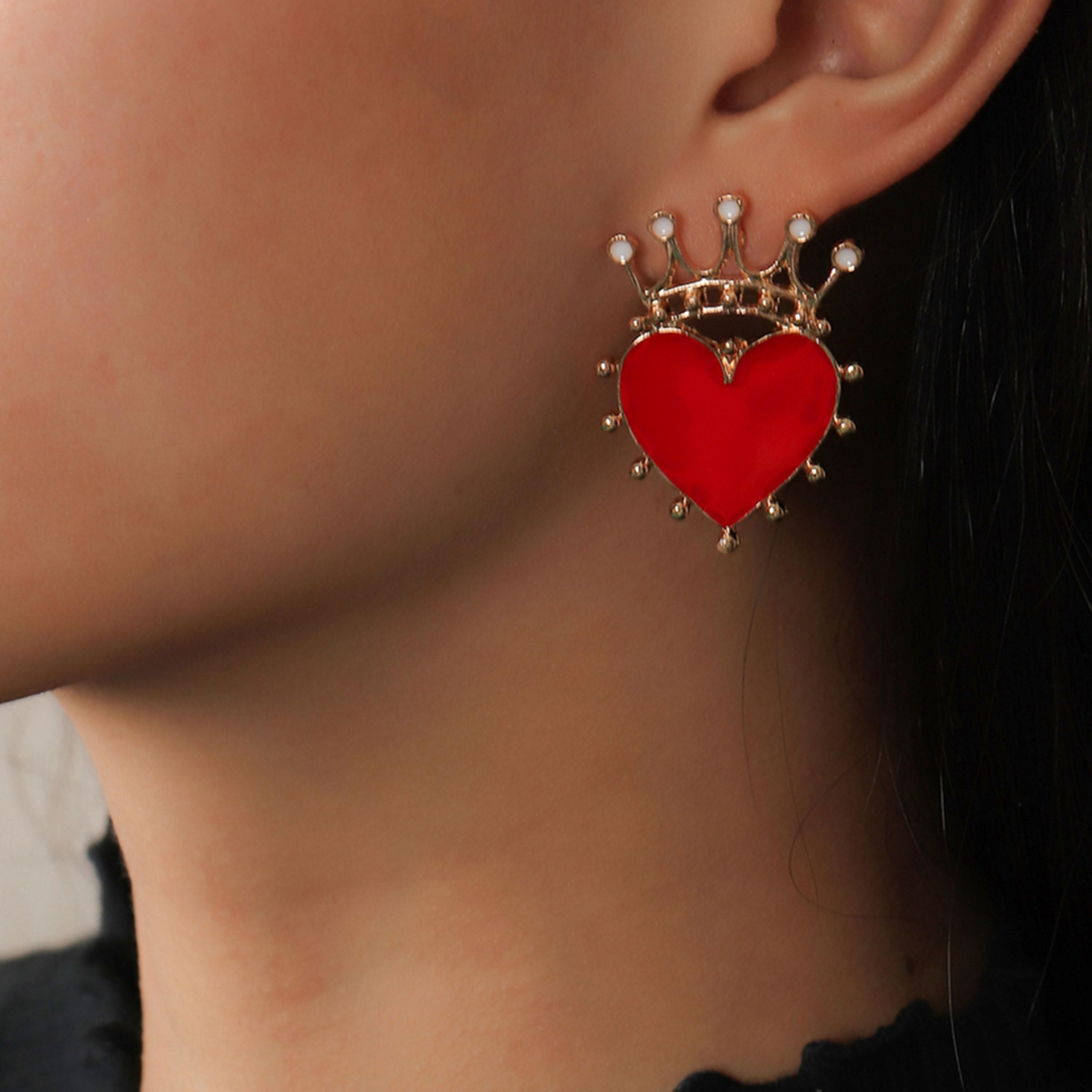 تيك تو - أقراط على شكل تاج وقلب-women-watchesandjewellery-jewellery-earrings-image-2