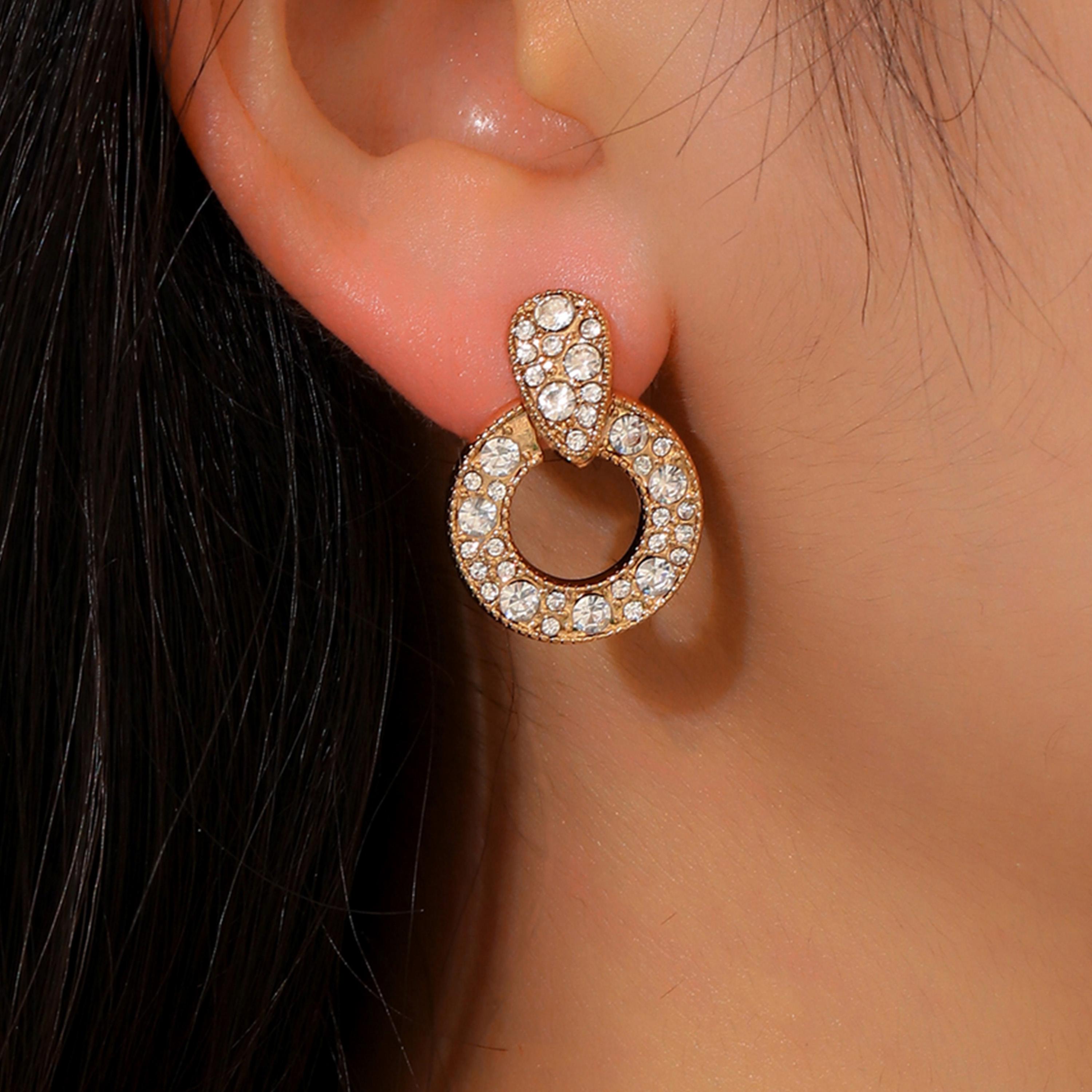 تيك تو - أقراط دائرية متدلية مرصعة بأحجار الراين-women-watchesandjewellery-jewellery-earrings-image-2