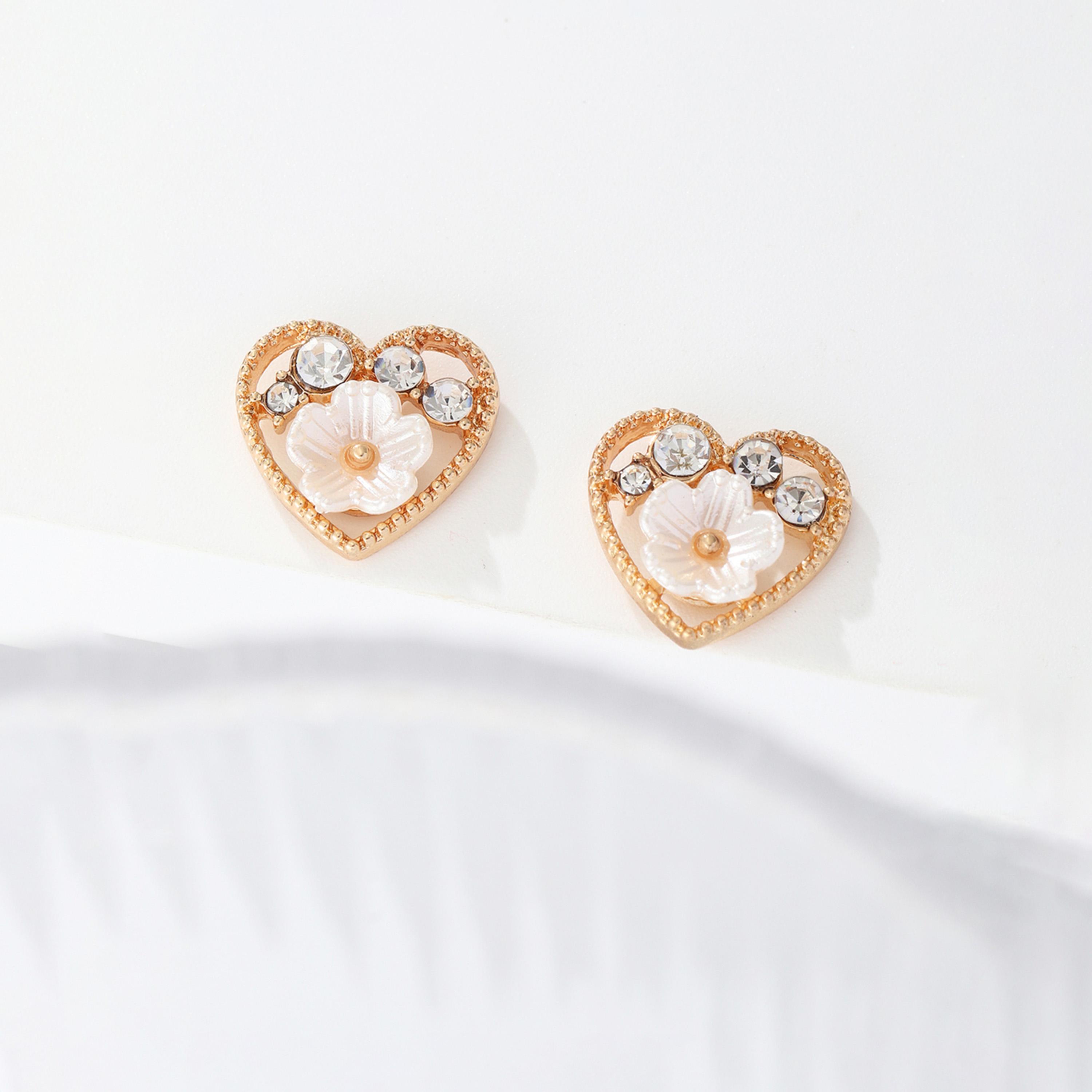 تيك تو - أقراط على شكل قلب مزينة بأحجار الراين والزهور-women-watchesandjewellery-jewellery-earrings-image-2