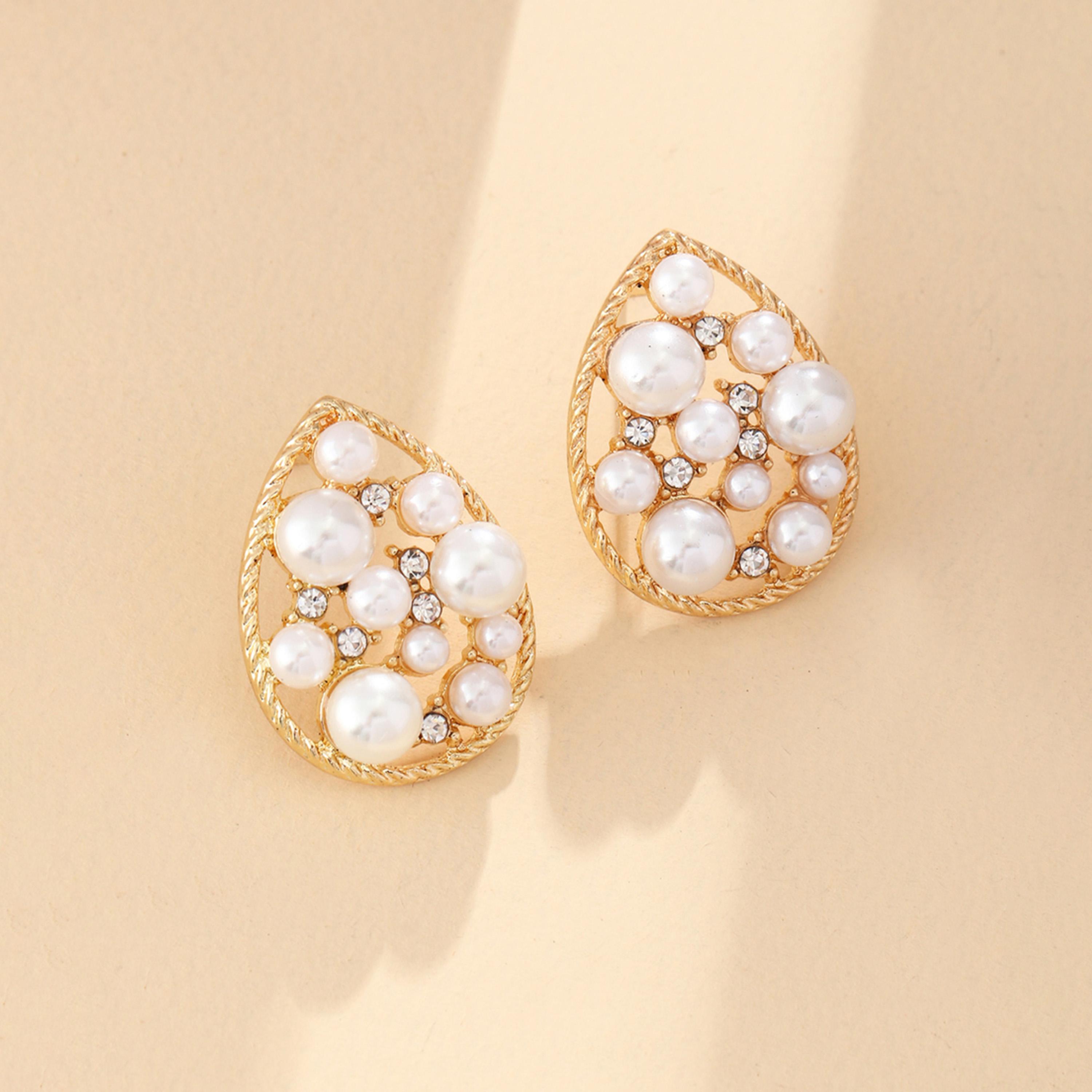 تيك تو - أقراط متدلية من اللؤلؤ الصناعي-women-watchesandjewellery-jewellery-earrings-image-2
