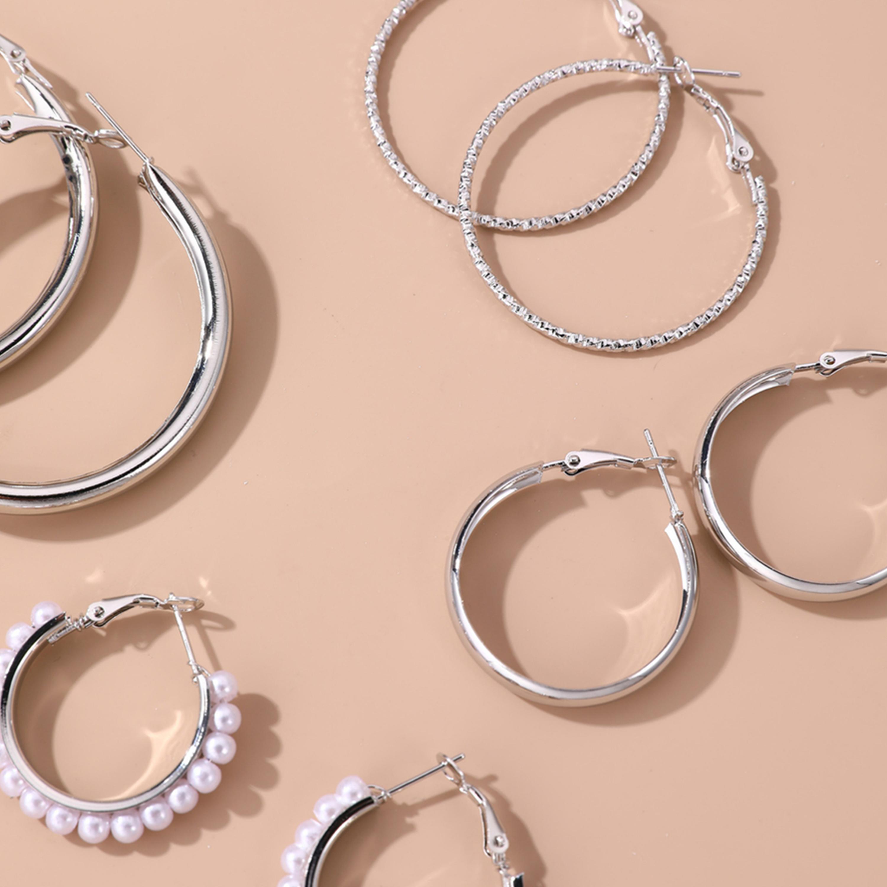 تيك تو - مجموعة من 6 أقراط دائرية فضية-women-watchesandjewellery-jewellery-earrings-image-4