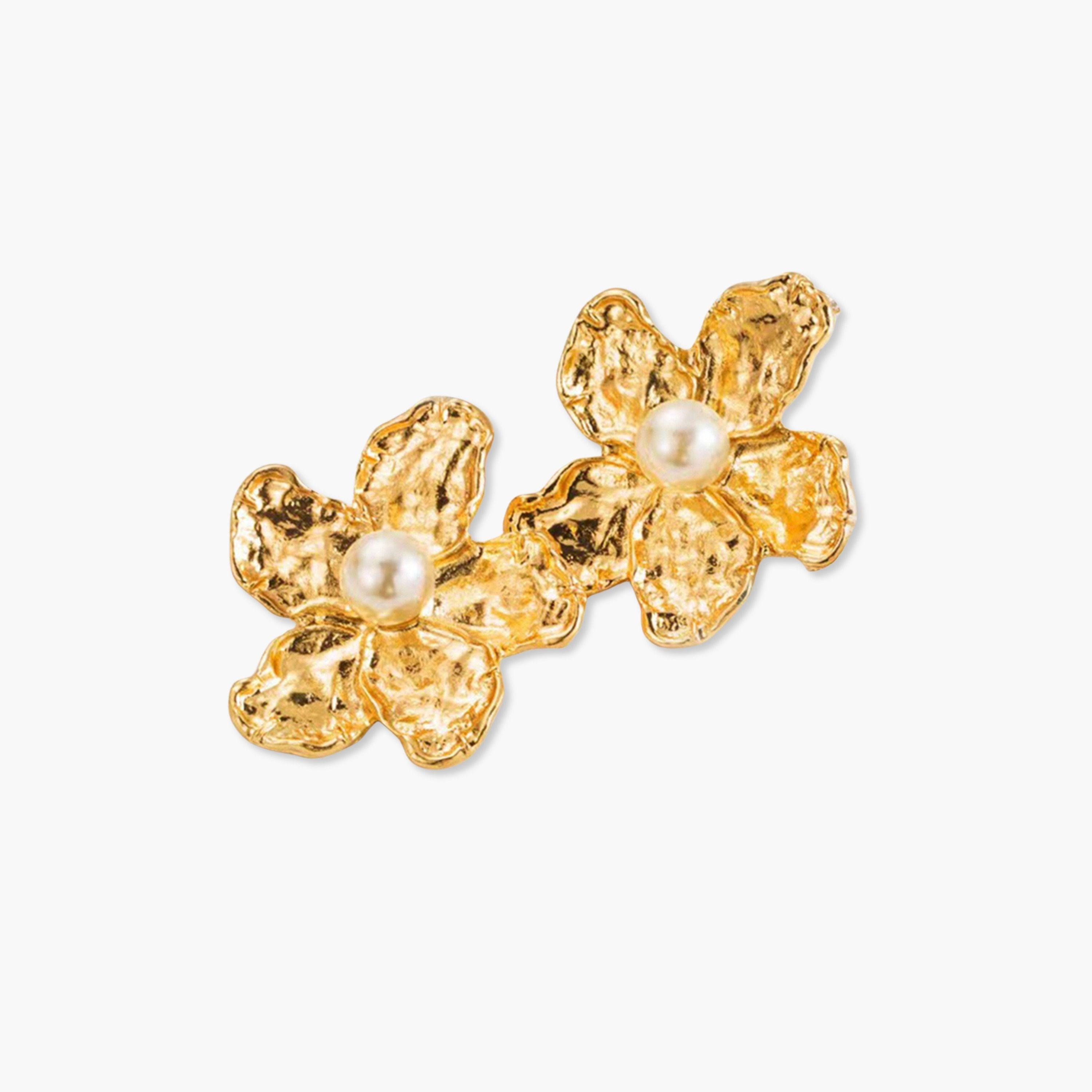 تيك تو - أقراط ذهبية مرصعة باللؤلؤ-women-watchesandjewellery-jewellery-earrings-image-1