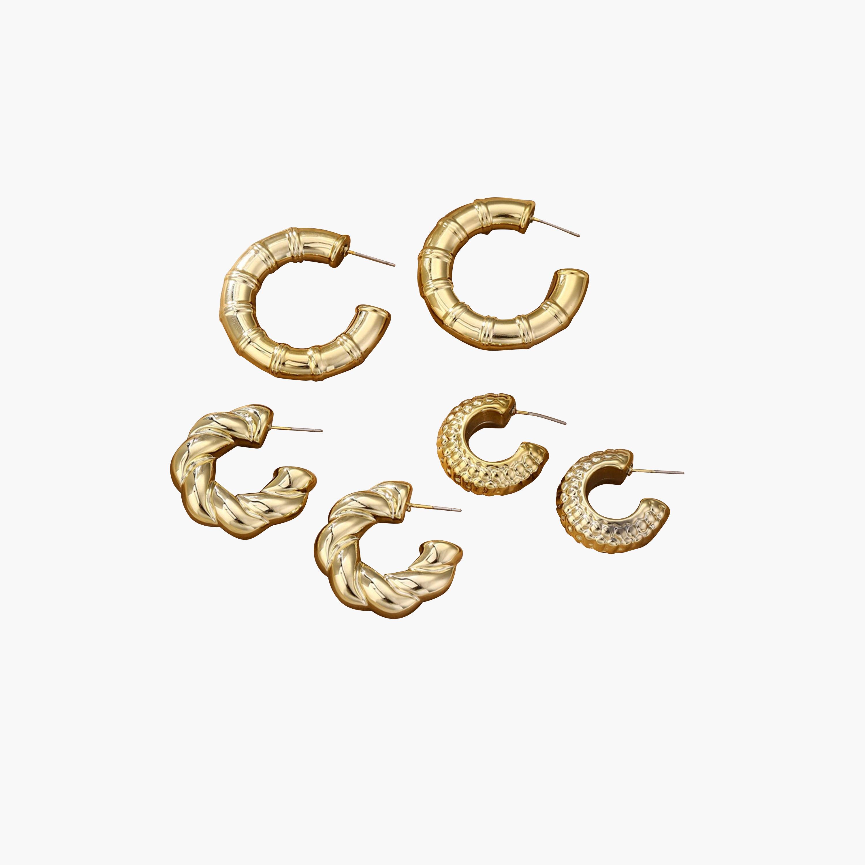 تيك تو - مجموعة من 3 أقراط ذهبية دائرية-women-watchesandjewellery-jewellery-earrings-image-1