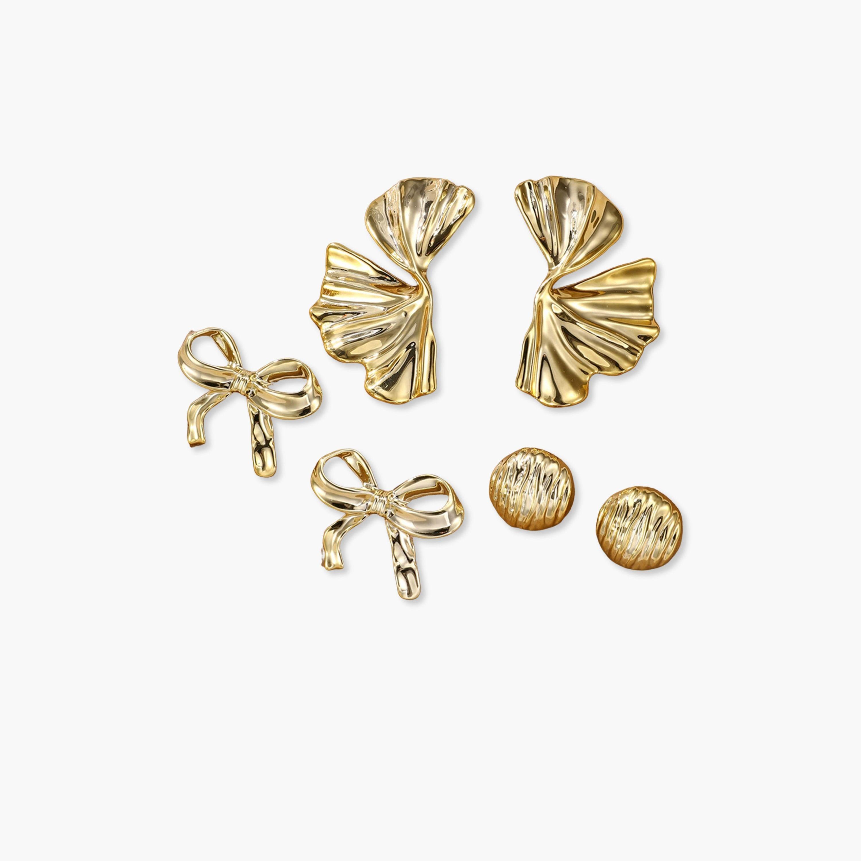 تيك تو - مجموعة من 3 أقراط ذهبية على شكل بتلات-women-watchesandjewellery-jewellery-earrings-image-1