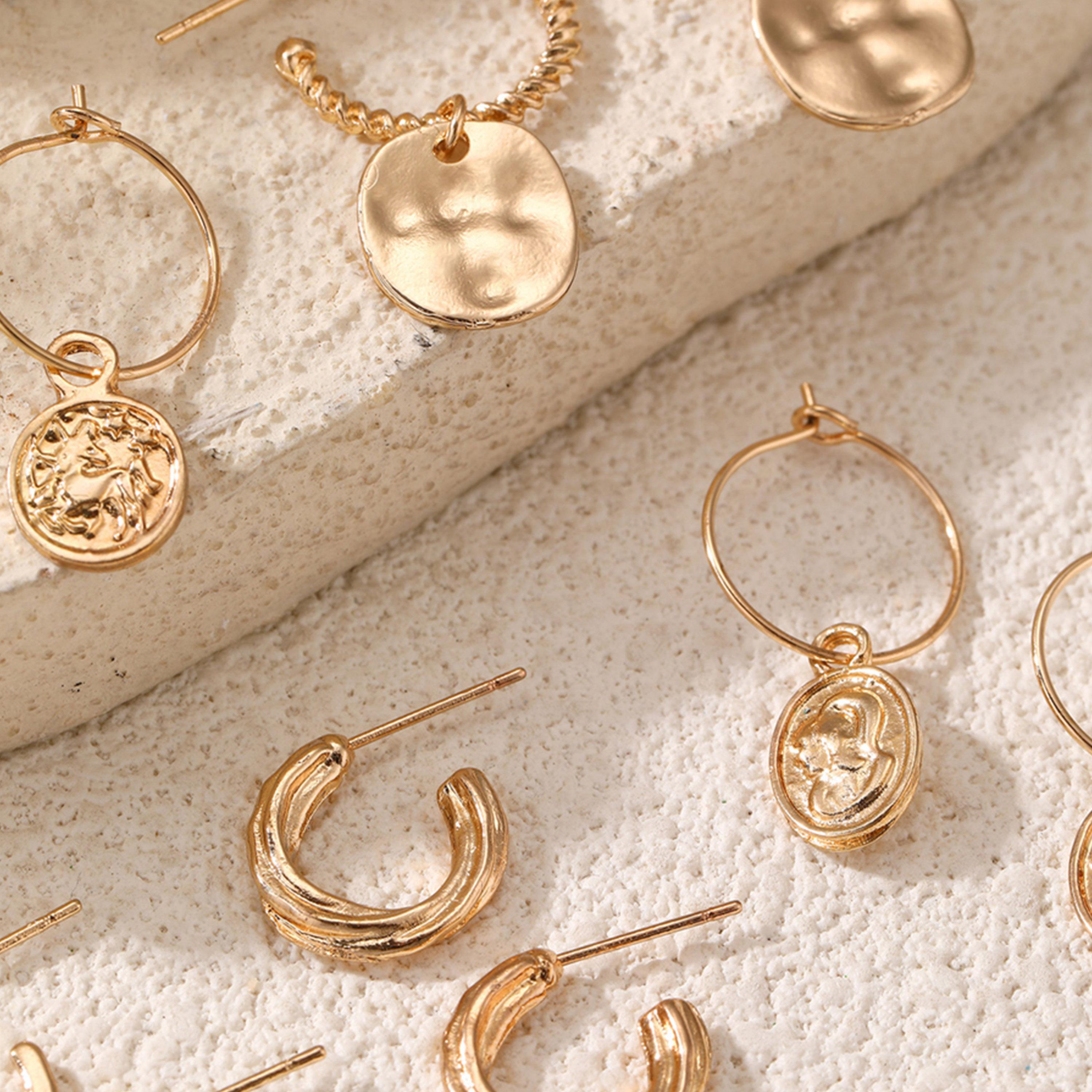تيك تو - مجموعة من 6 أقراط ذهبية دائرية-women-watchesandjewellery-jewellery-earrings-image-3